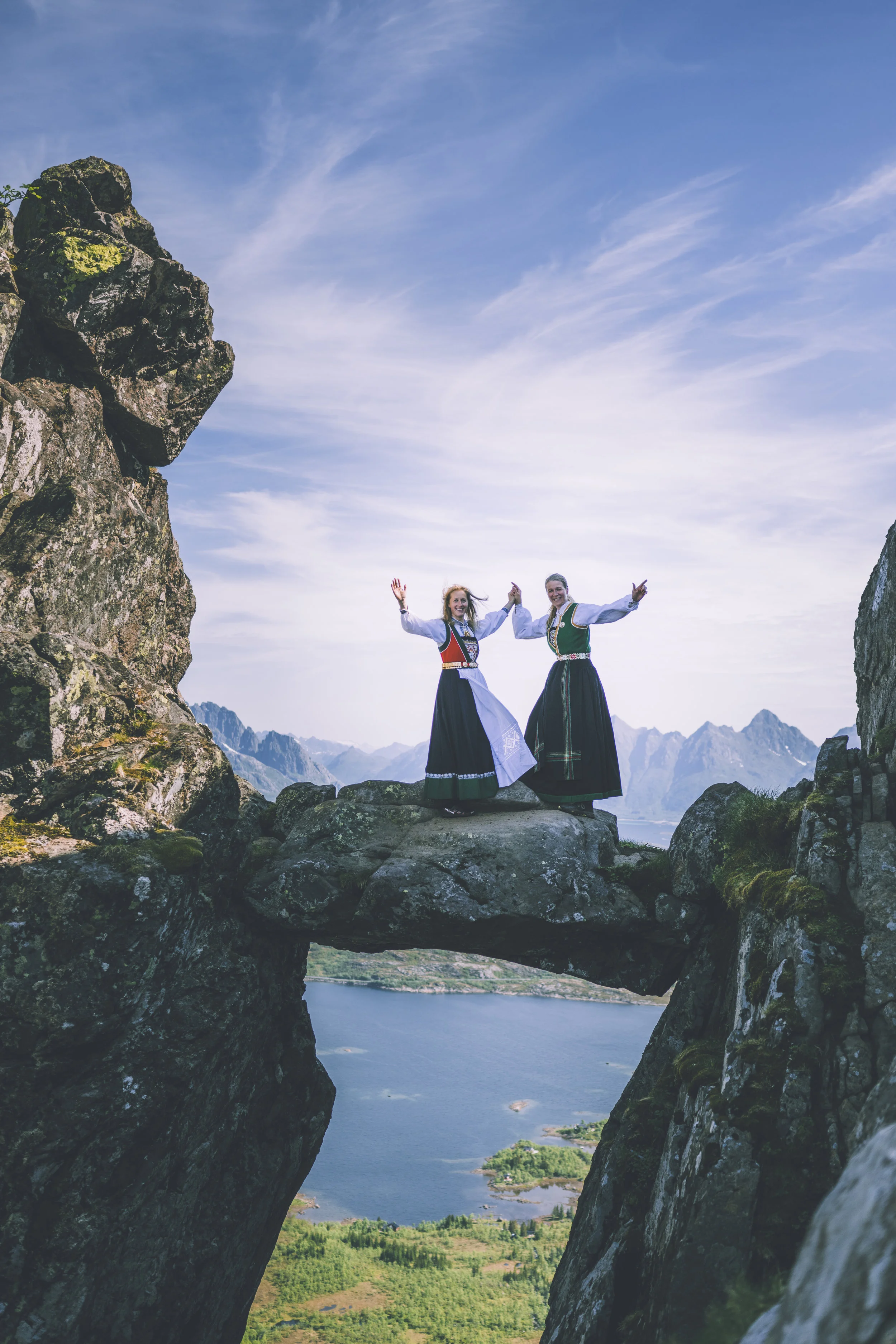 Topptur til Djevelporten i Svolvær. Foto: Marius Dalseg Sætre/Turistforeningen