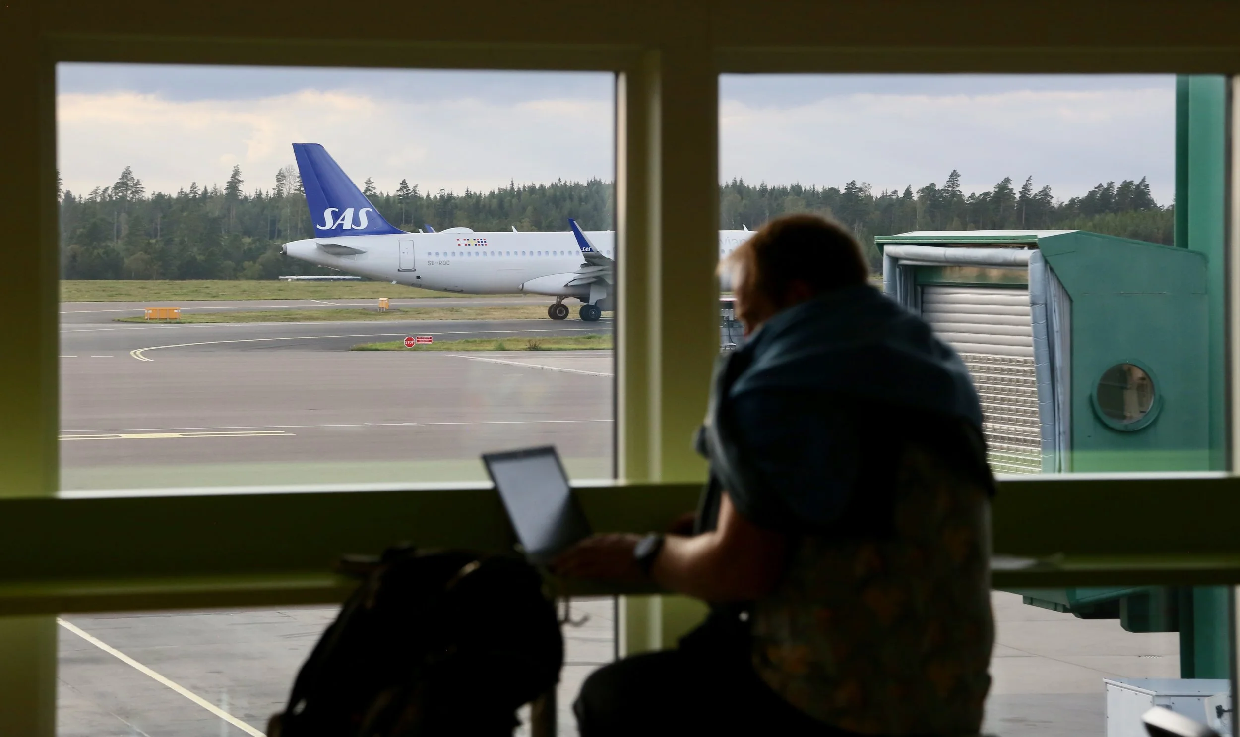 Slik får du dobbel erstatning ved flyforsinkelse
