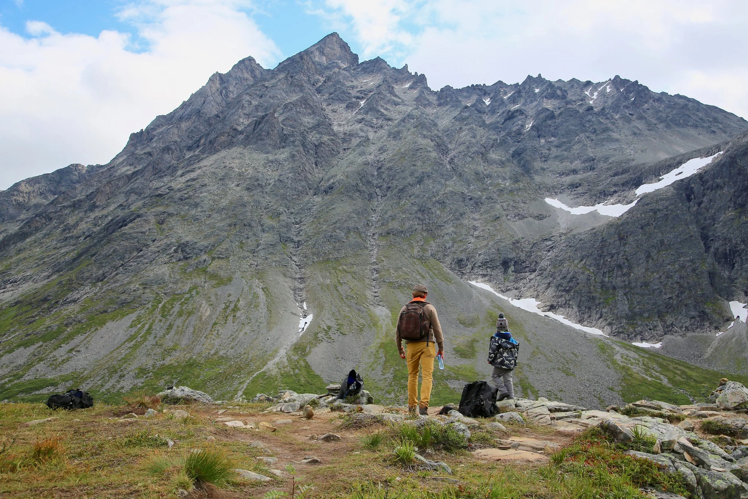 Norgesferie gjør deg mer lykkelig enn sydenturene