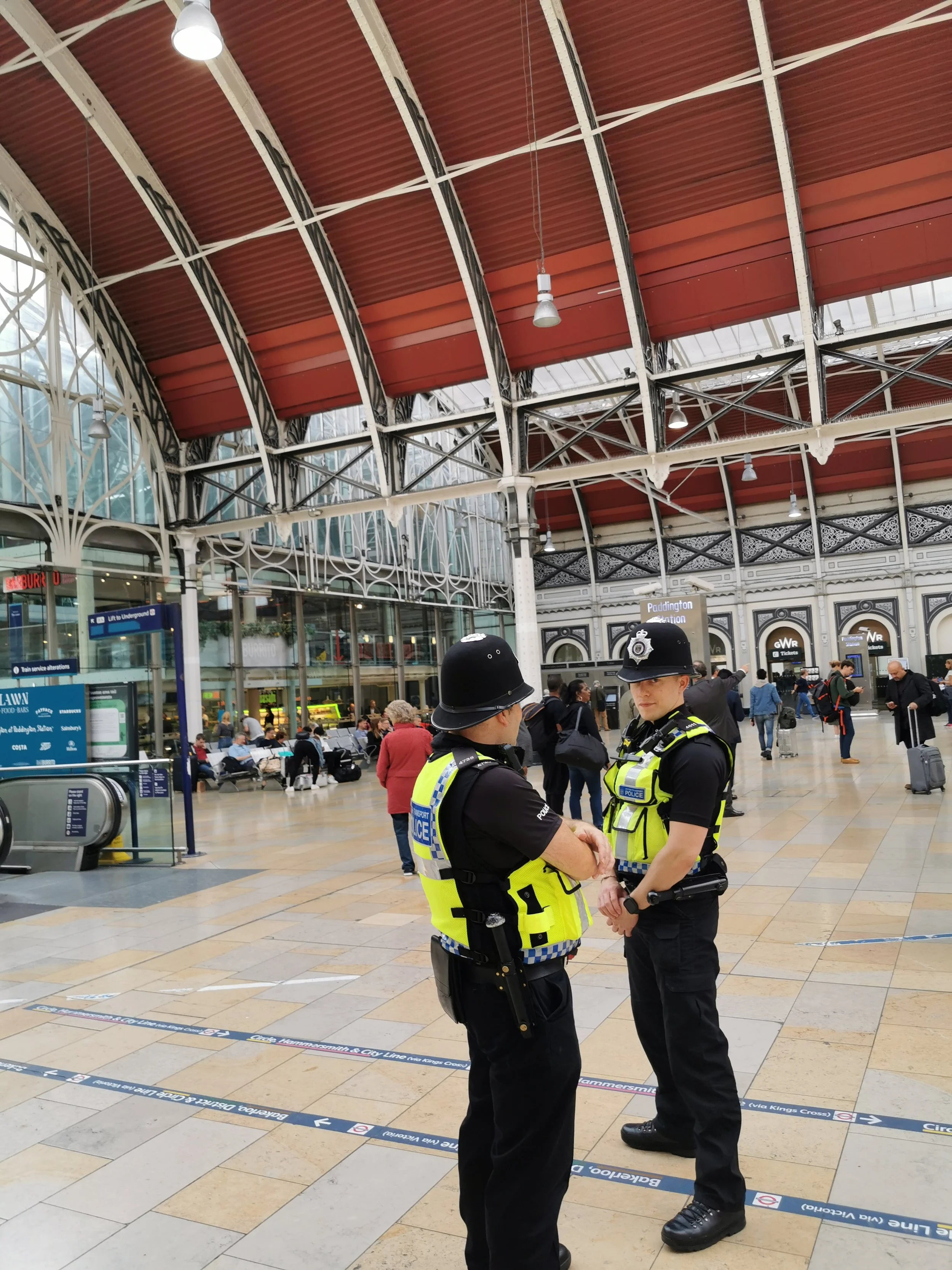 Når du ankommer Paddington station er det klart for turen ut i London. Byen med millioner av historier. Foto: Odd Roar Lange