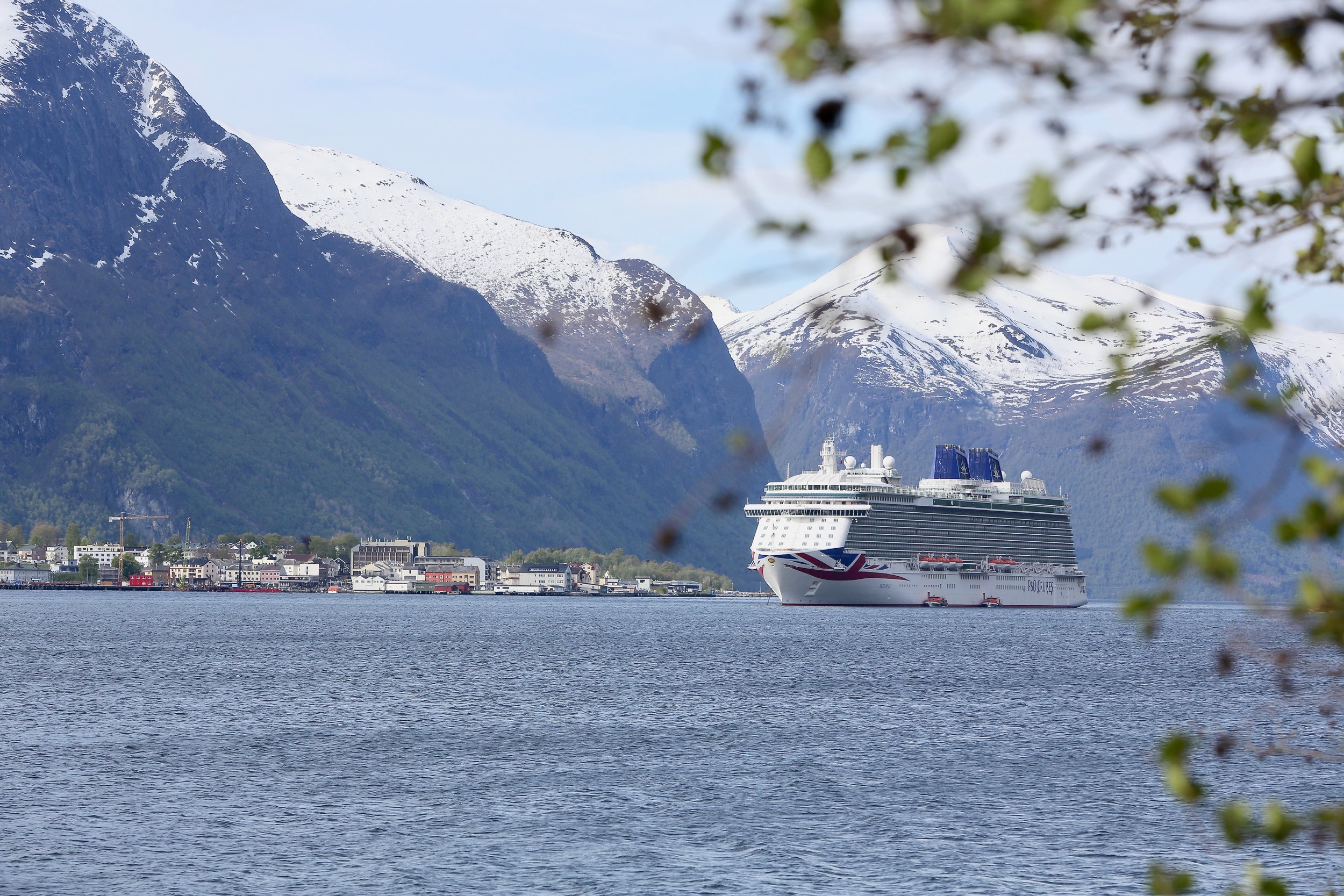 Er cruisenæringen blitt reiselivets slagmark?