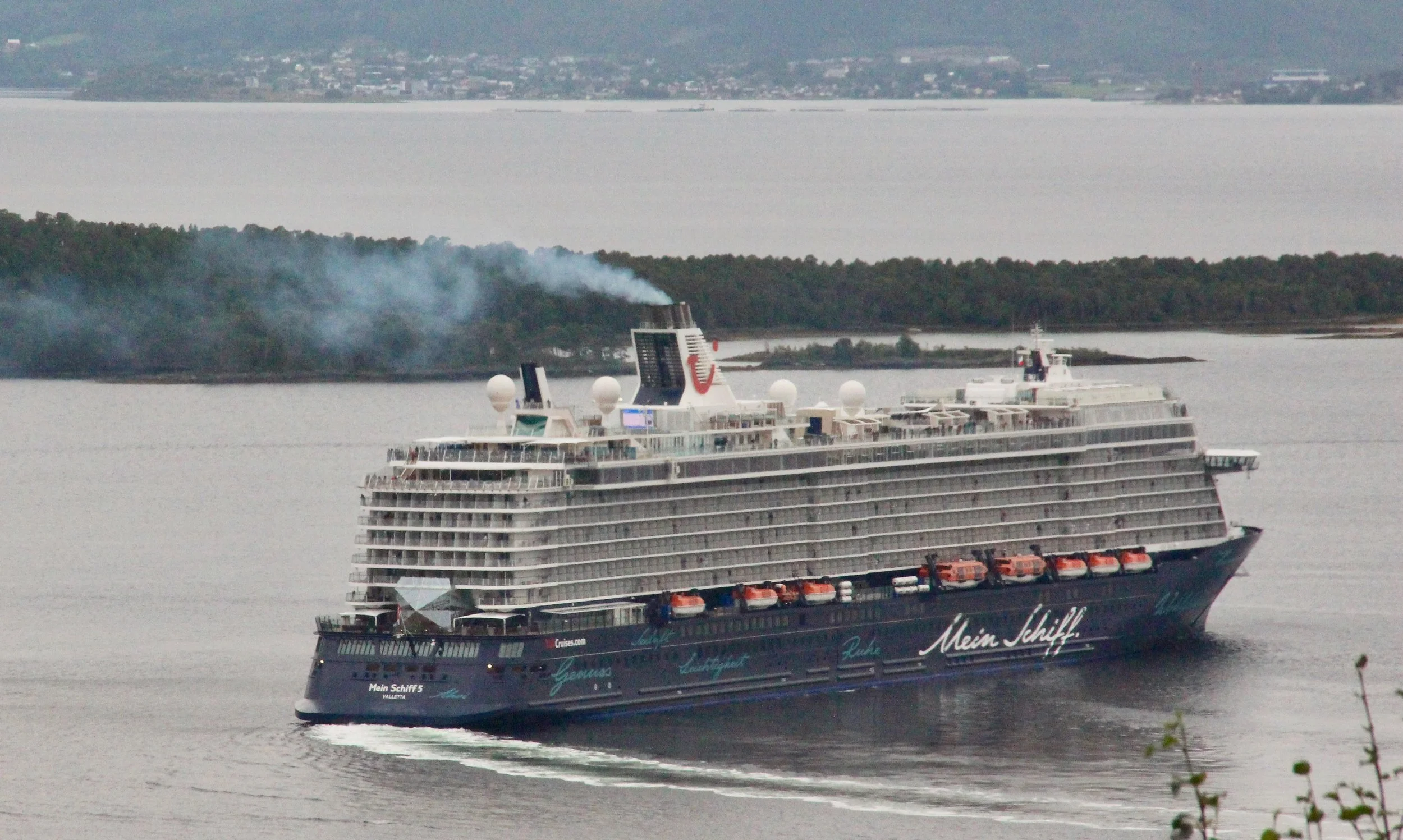 -Ektepar hadde høylytt sex - ble kastet av cruiseskipet
