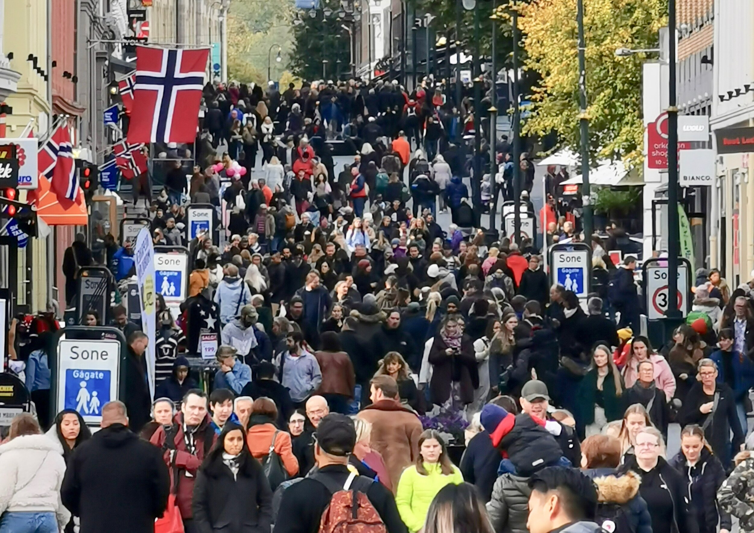 Regjeringen slår alarm: Innkaller reiselivet til møte