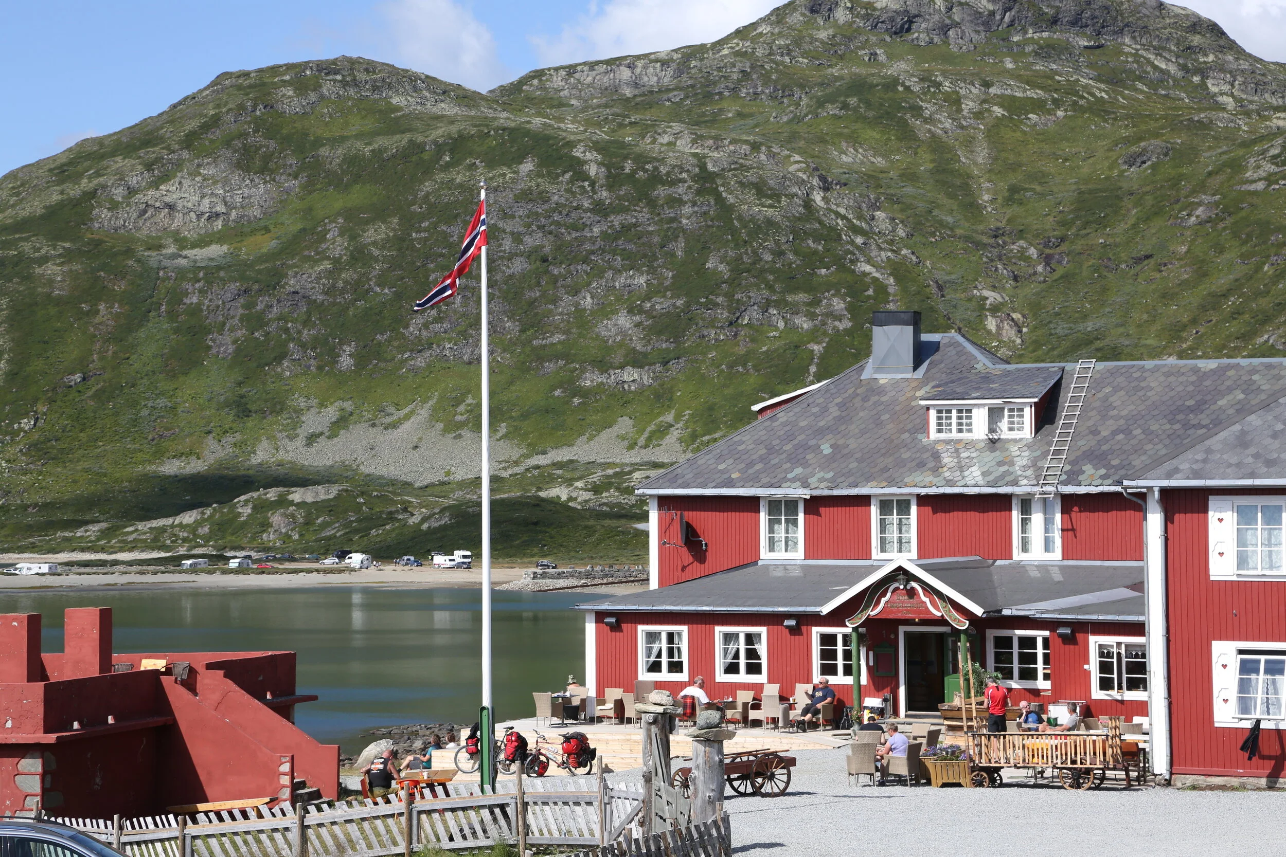 Sommerferien ryker for tusenvis av nordmenn - betyr ny smell for reiselivet