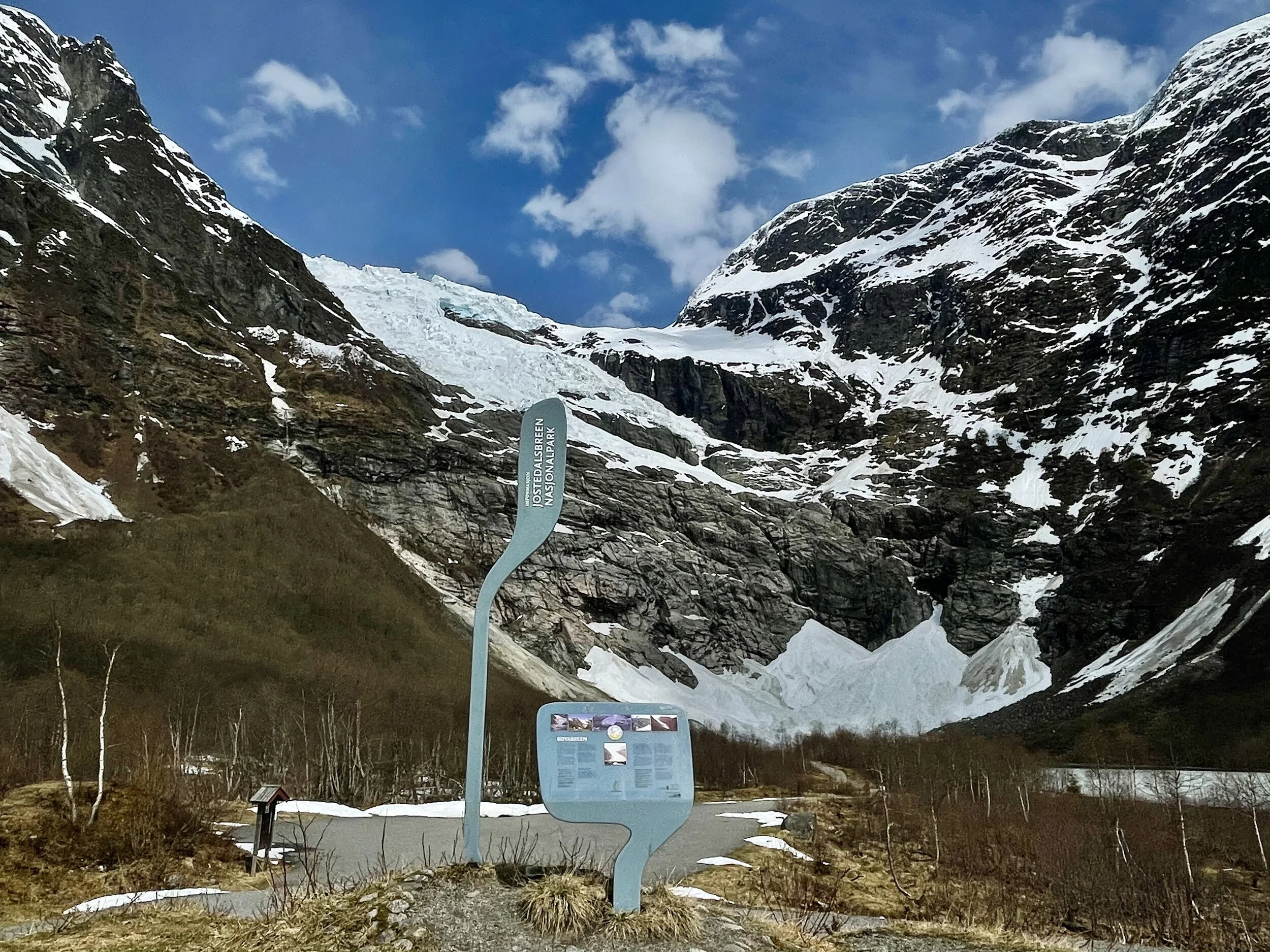 Varsellampene blinker for den norske naturen, og reiselivet må ta et stort ansvar for å redde den. Foto: Odd Roar Lange