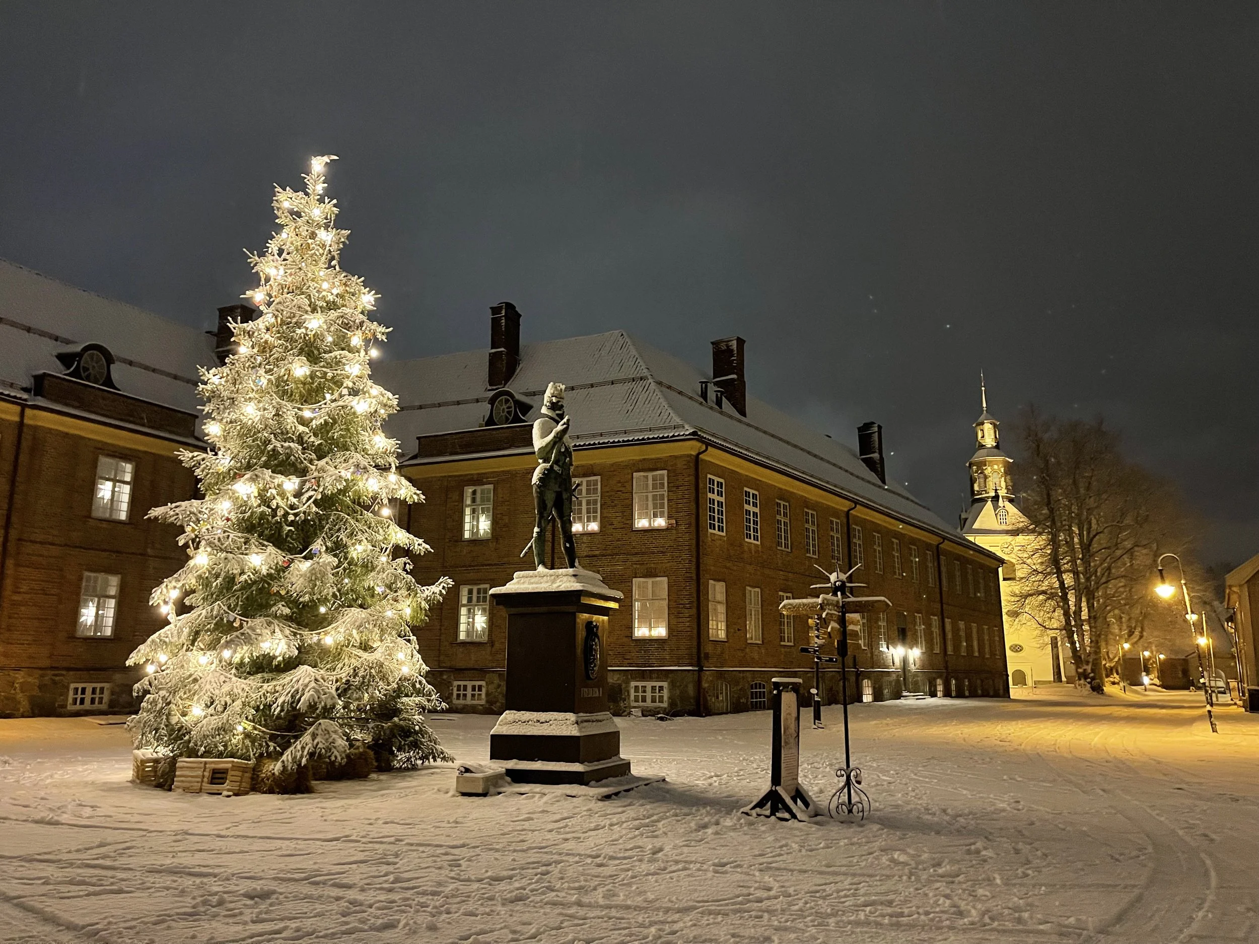 -Dette er juletreet fra helvete