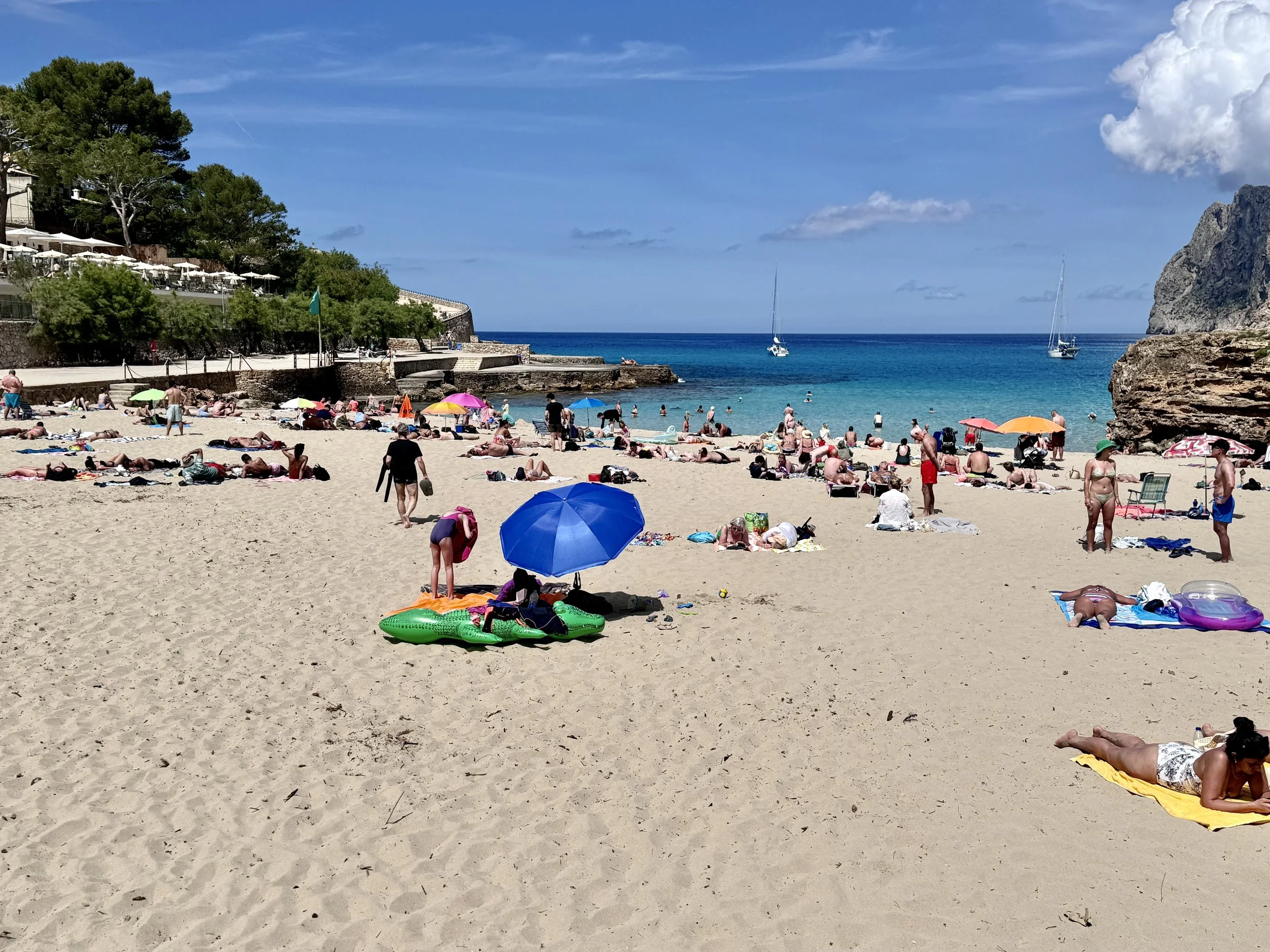 Min mening: La barna få bli hjemme i sommer