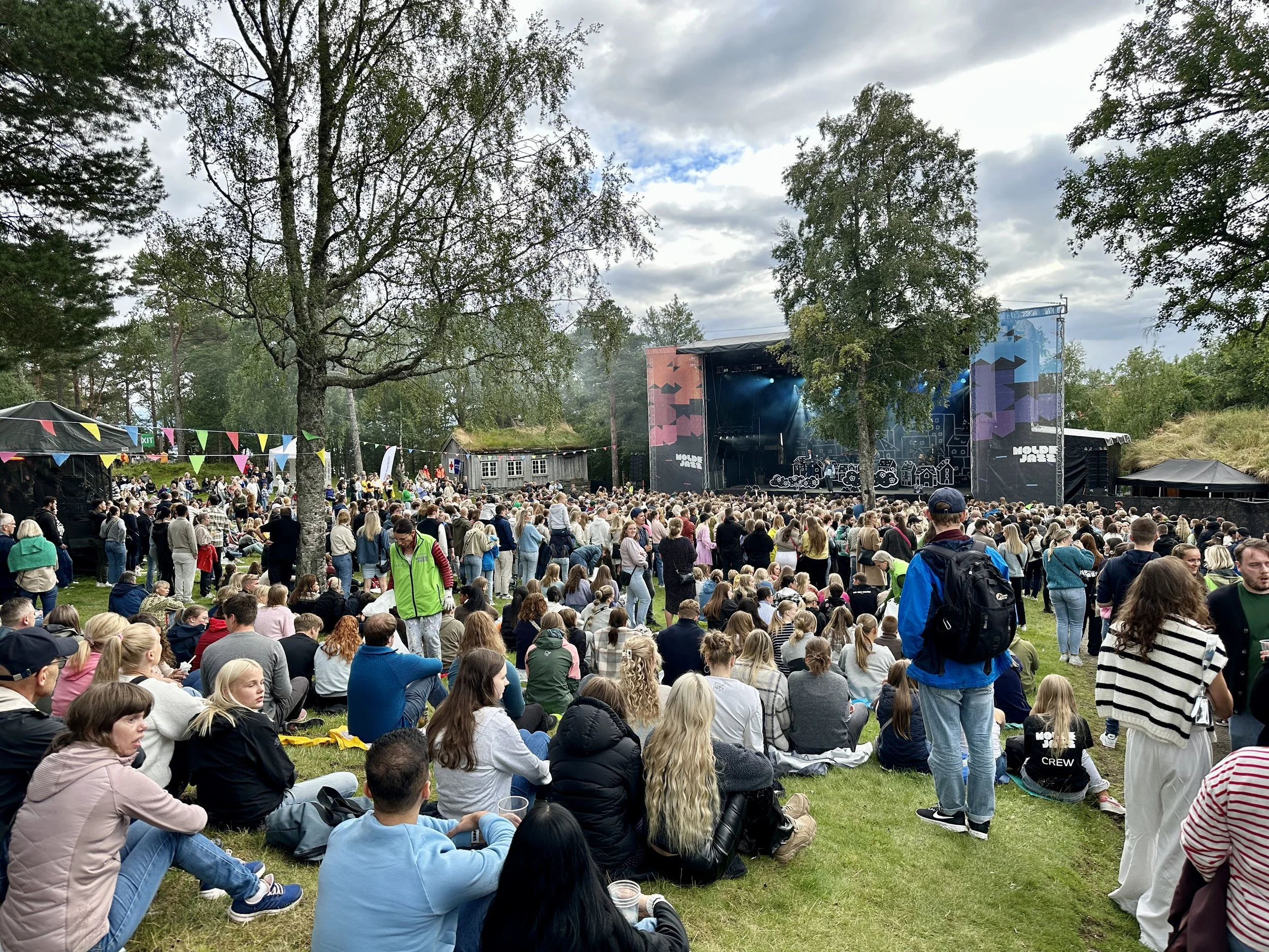 Late dager og toppturer i jazzens og rosenes by