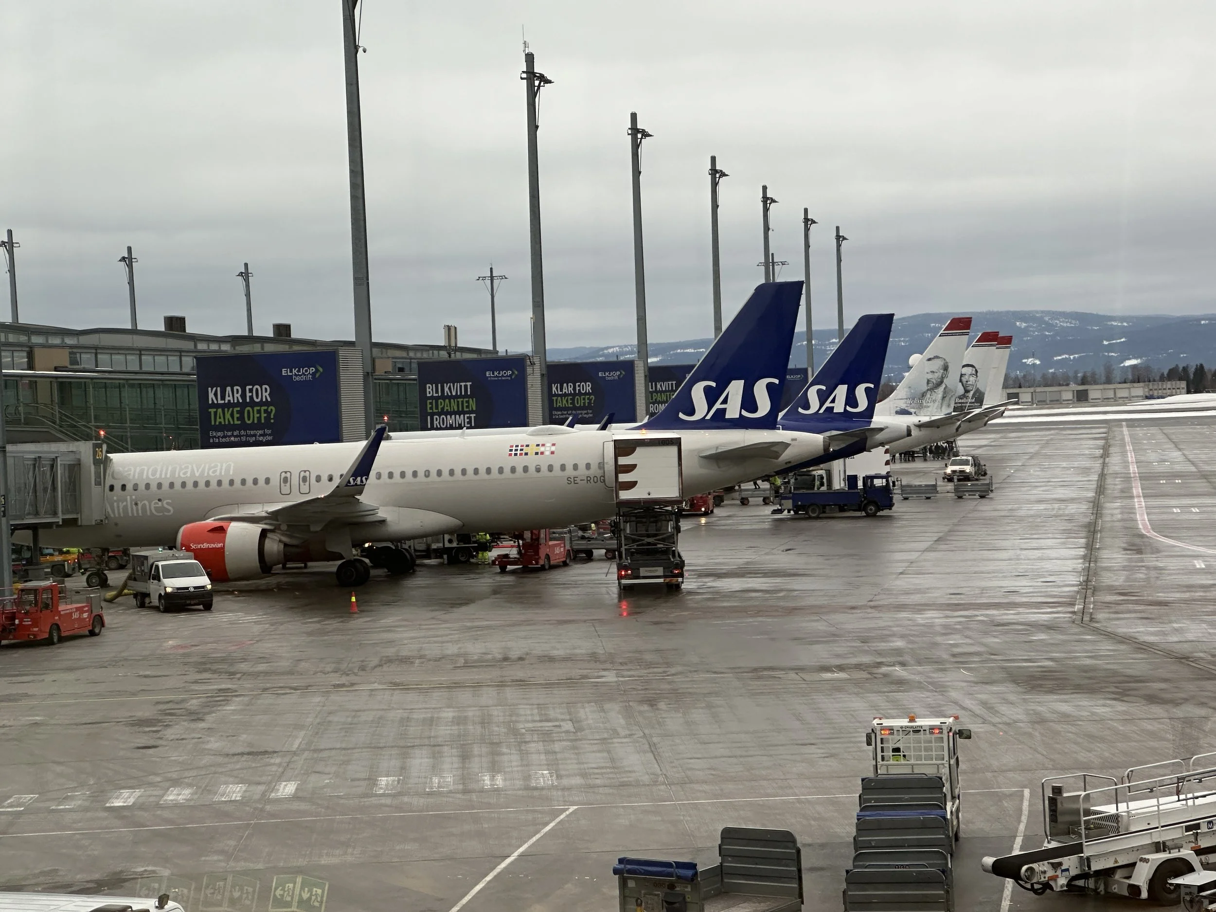 Kommentaren: - Flyselskapene må betale ut erstatning automatisk