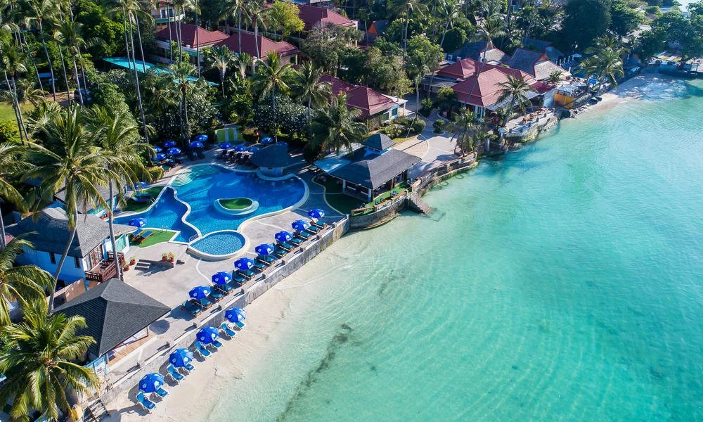 TV-serien White Lotus styrer nordmenns ferievalg