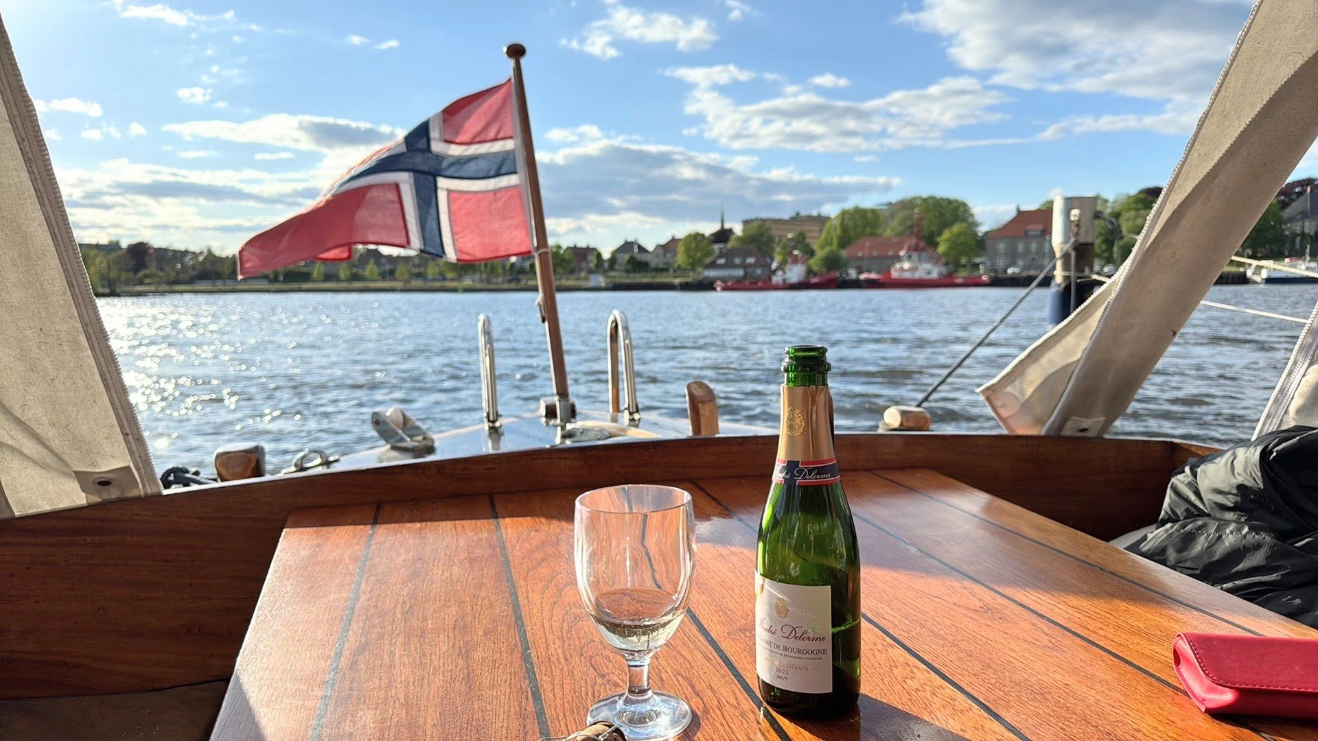 De vil ha ha strengere promillekontroll på sjøen. Hva mener du?