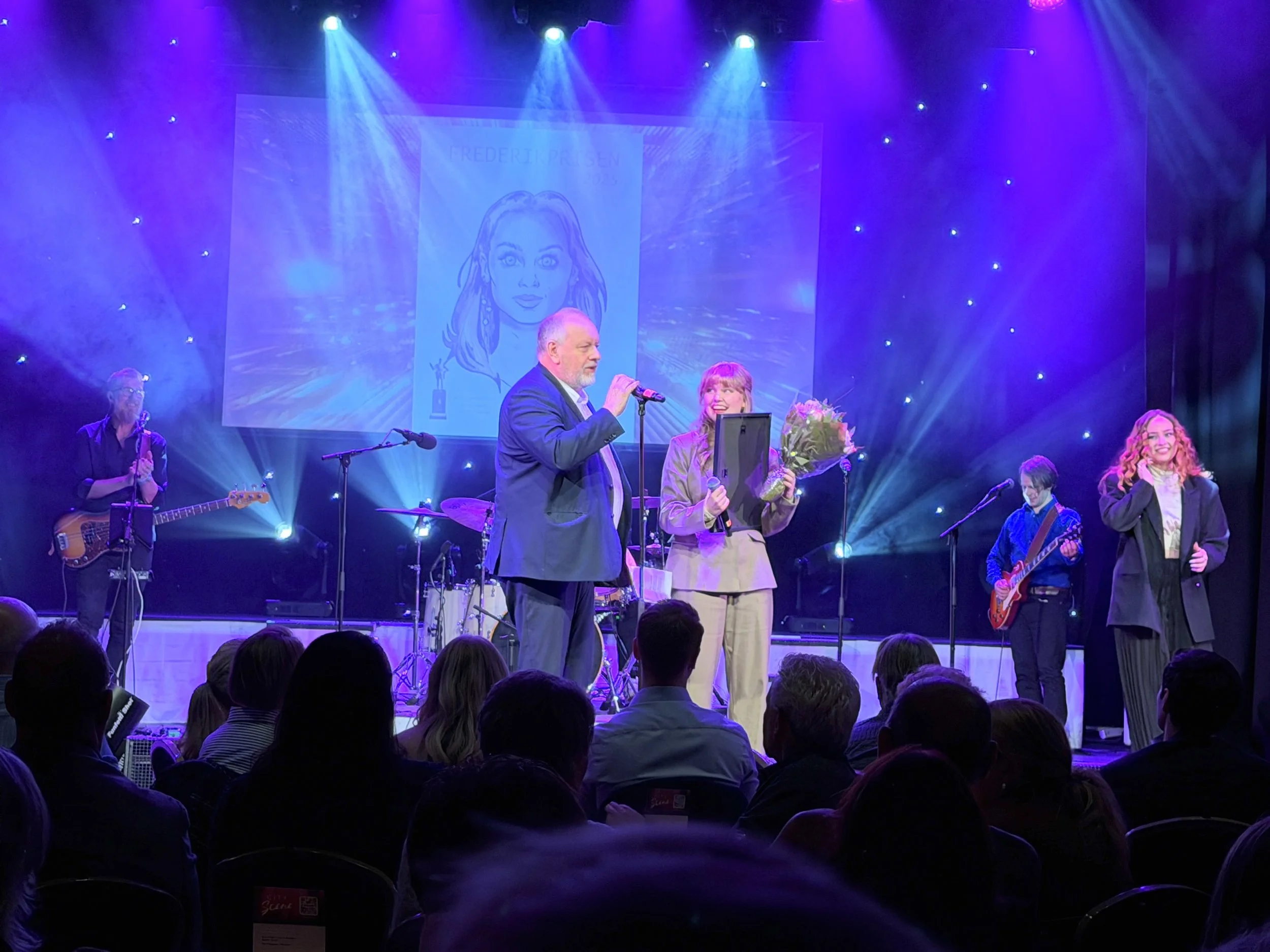 Hyllesten til dem som hyller