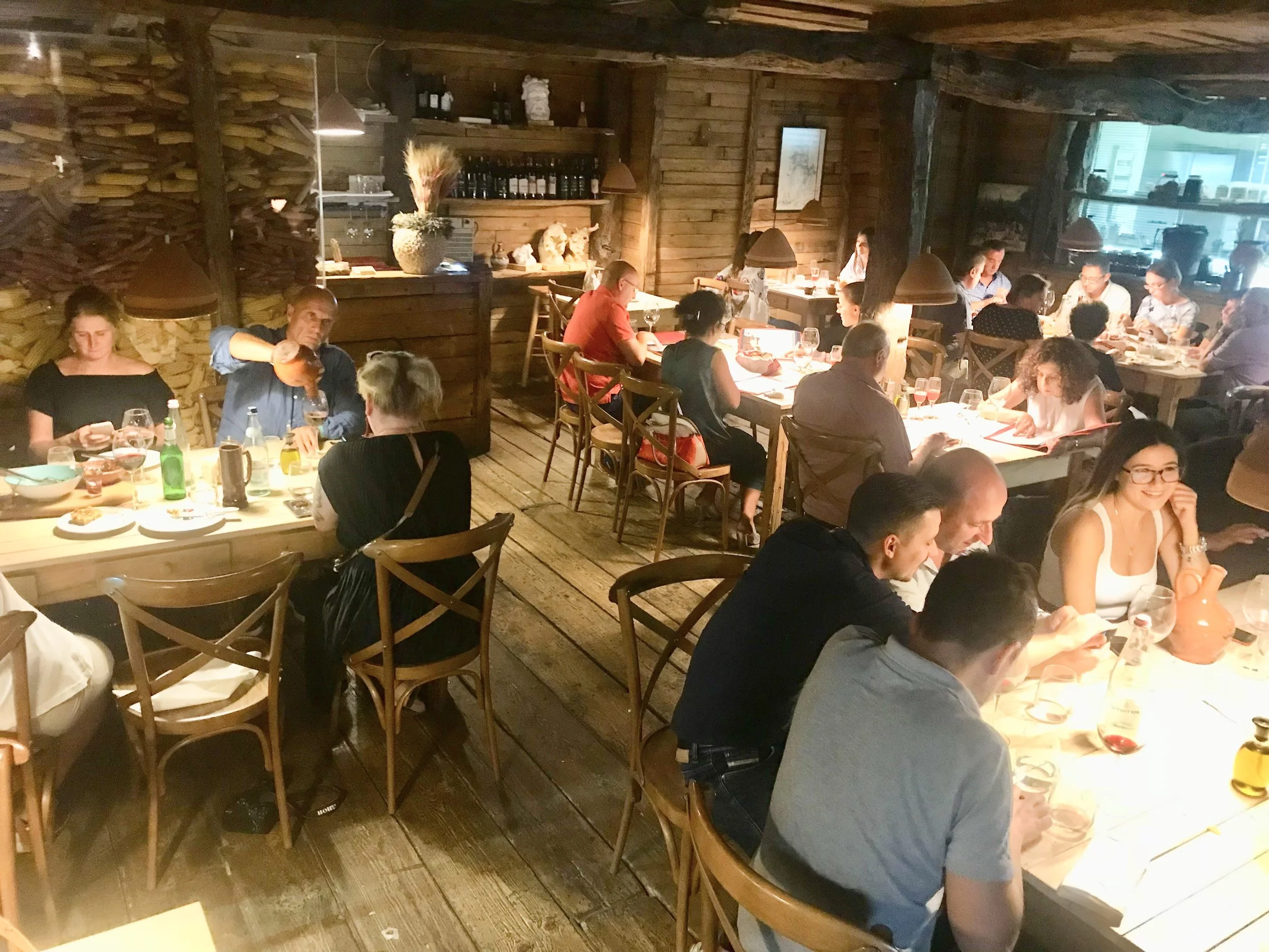 Albania frister nordmenn - halv pris og færre turister