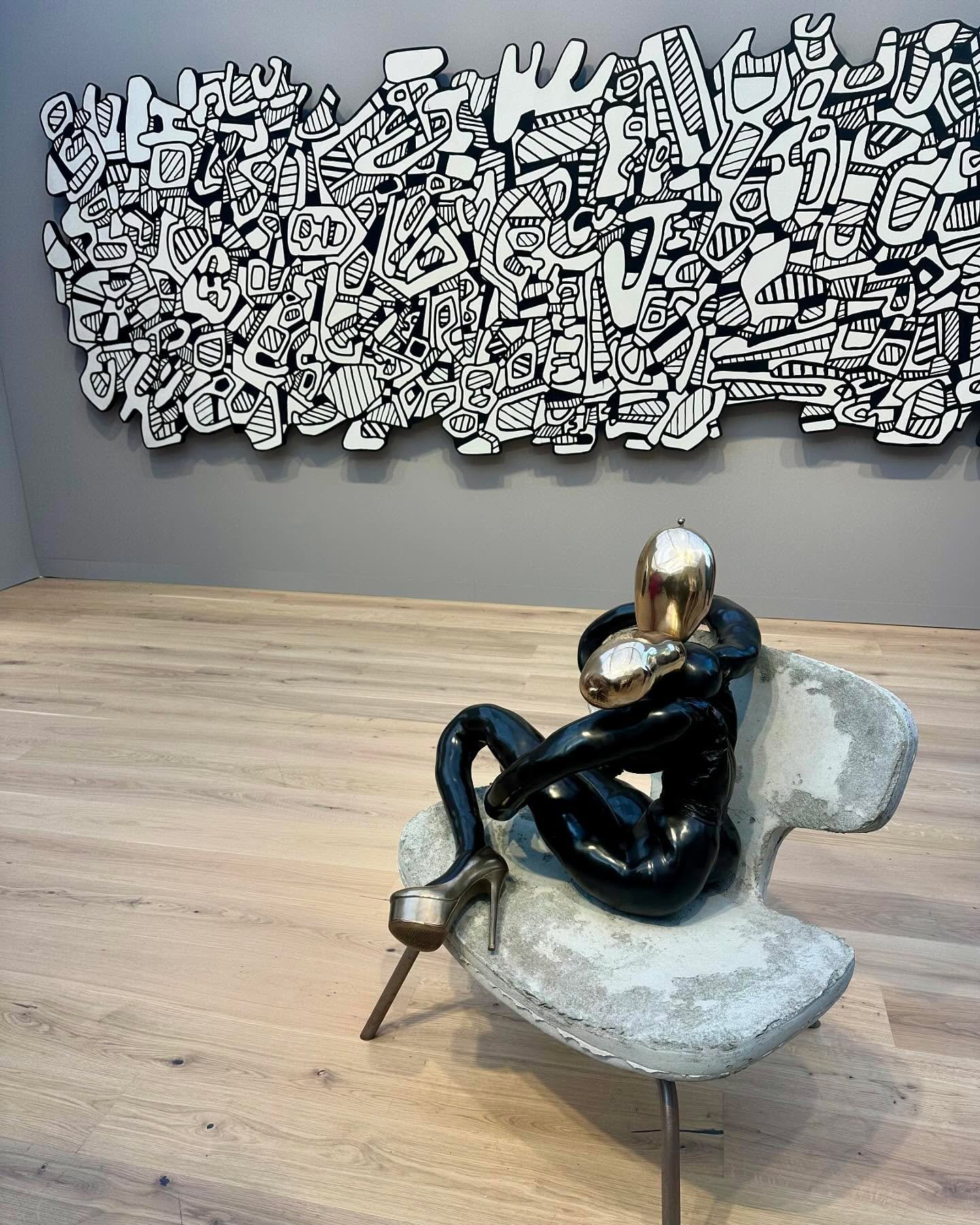ArtBasel Paris @artbasel &mdash; extraordinary beauty everywhere you looked!

Jean Dubuffet and Sarah Lucas at Gladstone @gladstone.gallery

Jennifer Guidi @jenguidi at Massimodecarlo @massimodecarlogallery

Marina Rheingantz at White Cube @whitecube
