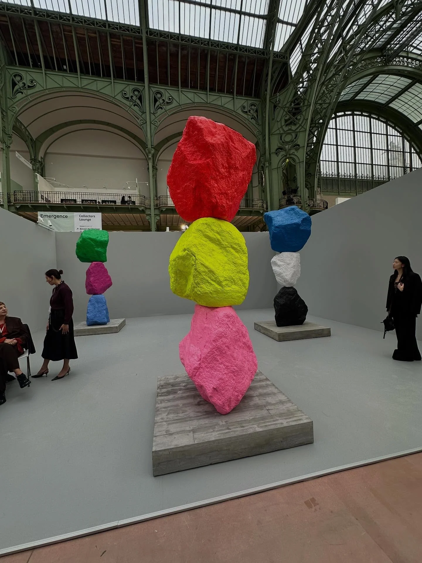 Art Basel Paris Avant Première opening @artbasel:
Ugo Rondinone @ugorondinone0 at Eva Presenhuber @galerieevapresenhuber
Billy Childish @billychildish_for_it_is_he at neugerriemschneider
Robert Mangold at Pace @pacegallery
Sarah Crowner @s
