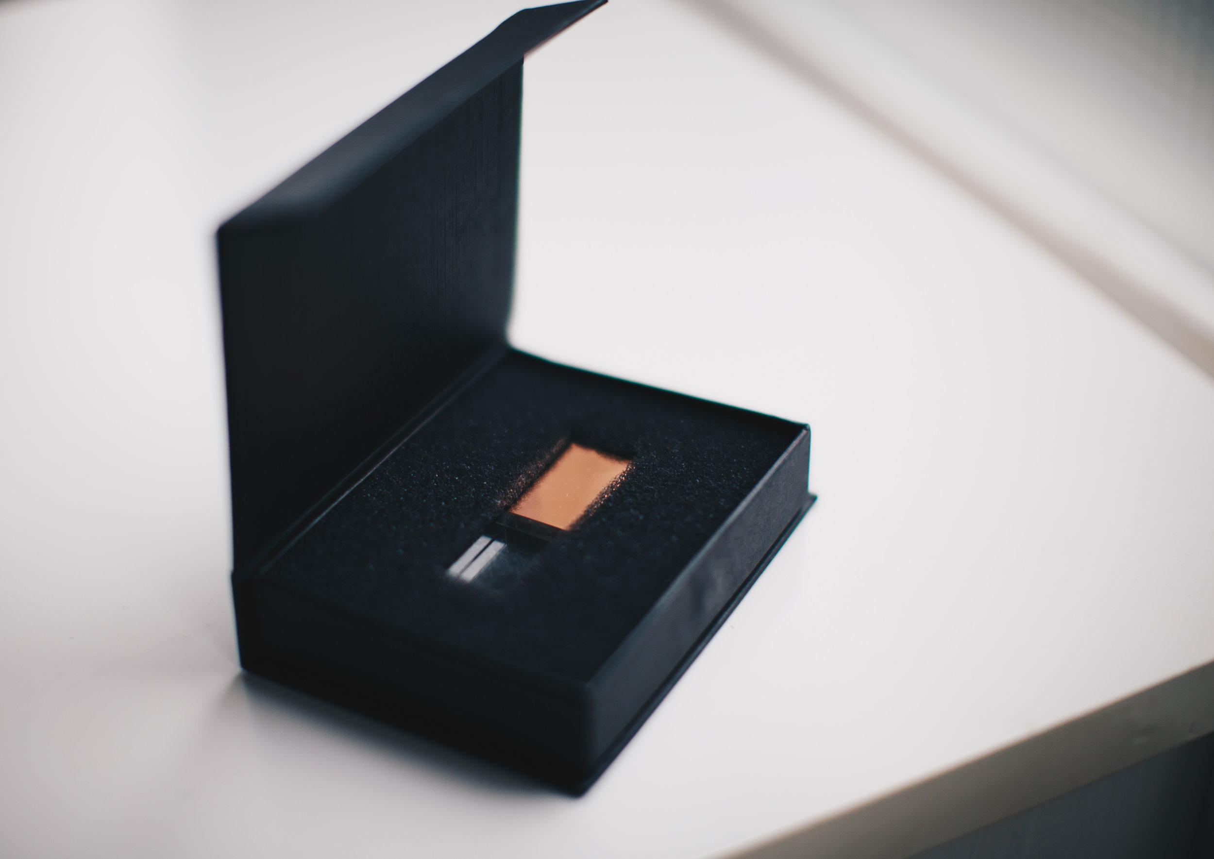 Custom USB (3 of 6).jpg