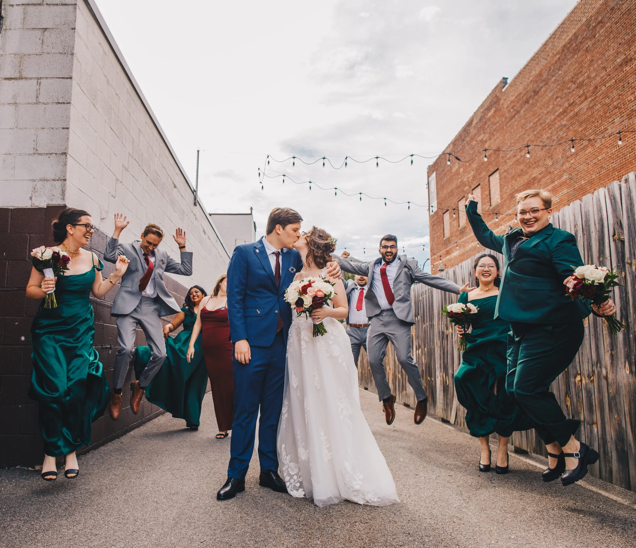 Elise + Andrew_Previews-13.jpg