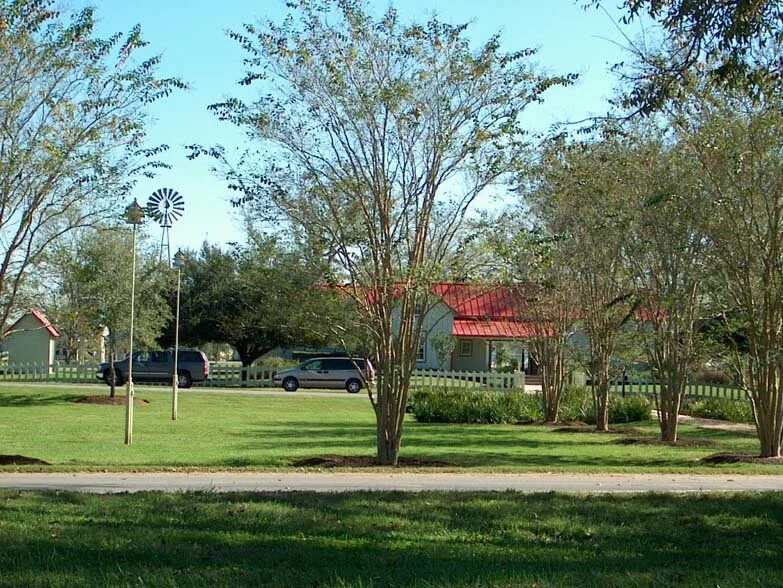 Prairie house telephoto.JPG