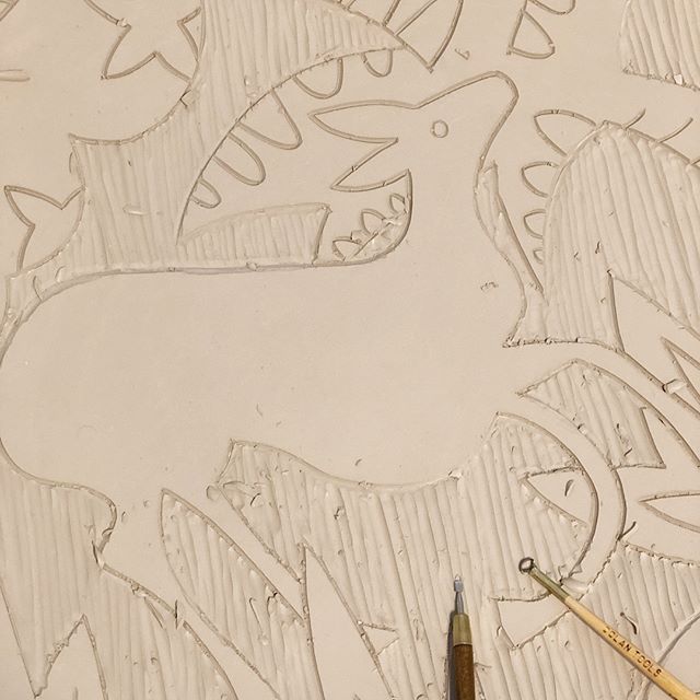 Working on a series of large 21&rdquo; centerpiece/wall platters before I start craft fair season at @artridercrafts&rsquo; Crafts at Lyndhurst in #tarrytown May 4-6! 🦌 #clay #ceramics #pottery #handcarved #deer #folkart #artist #decor #lyndhurst #m