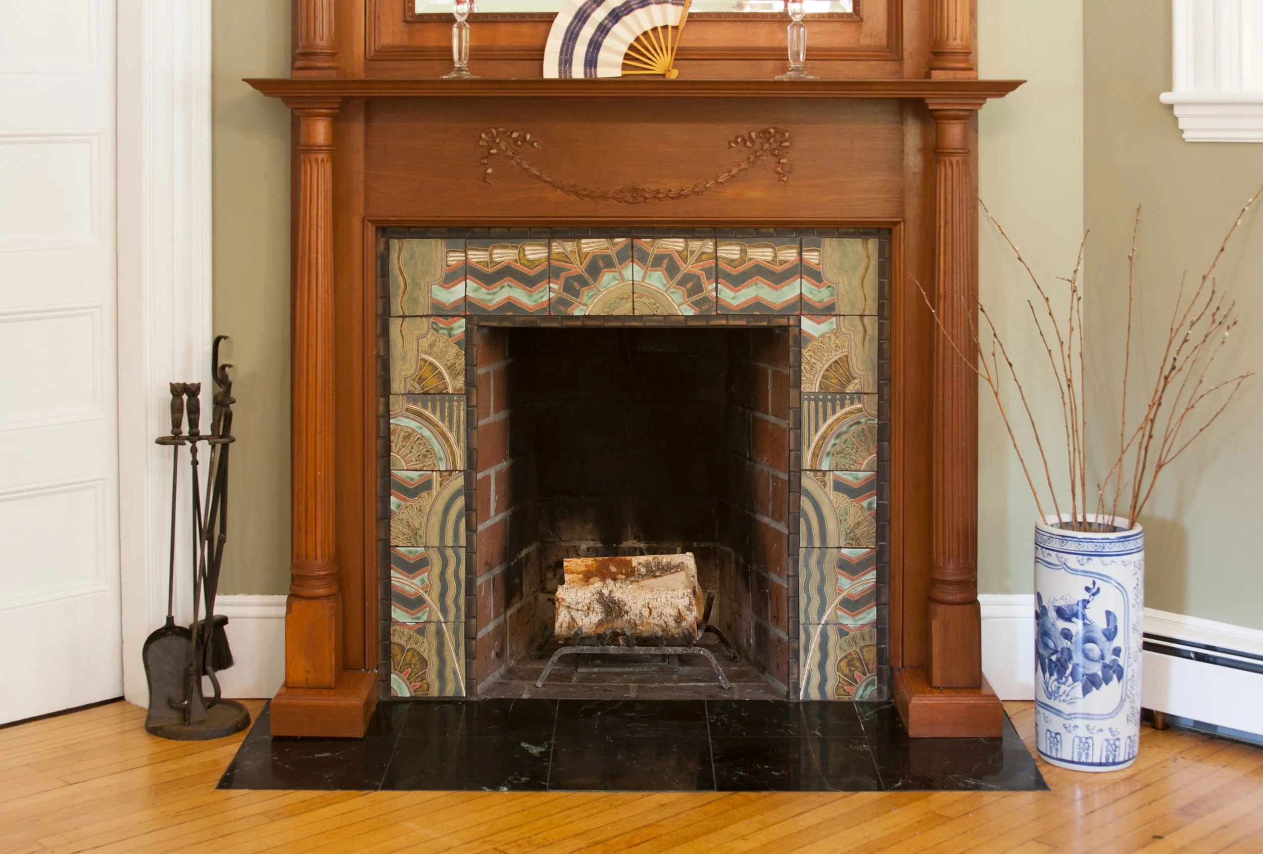 Dilliplane-Looker-Fireplace_Full.jpg