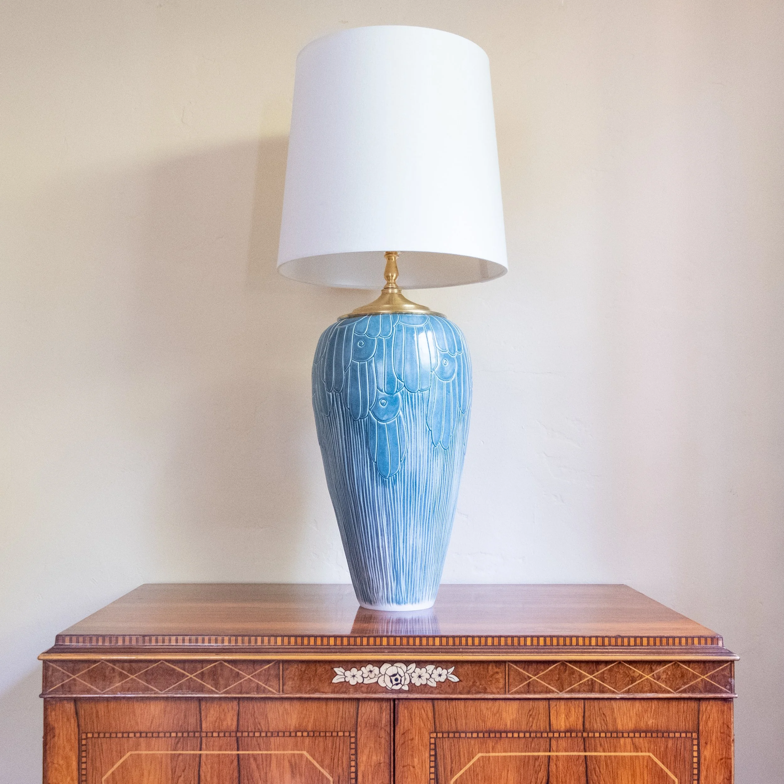 DSCF0949-Lamp-XLA-Copan-Midnight-FullWithShade.jpg