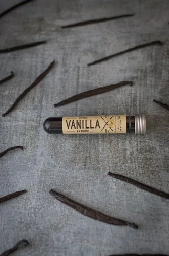 vanilla bean extract 2.jpg