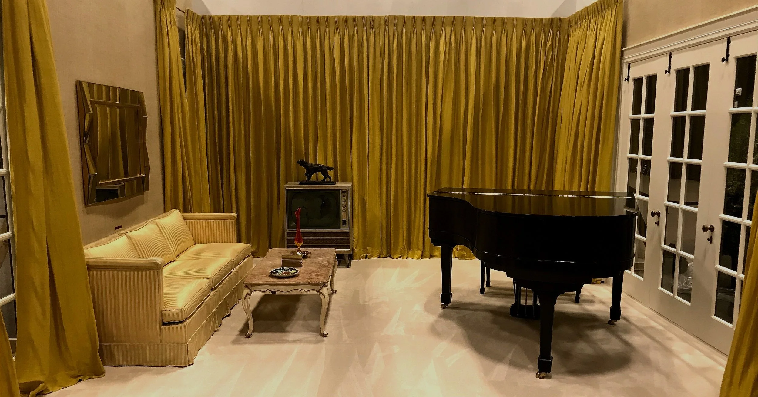 Replica of Elvis' Piano Room