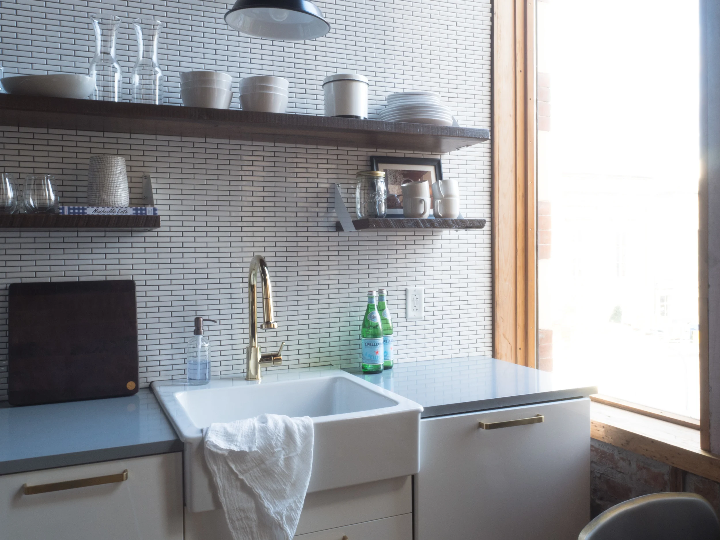 202 Kitchen.jpg