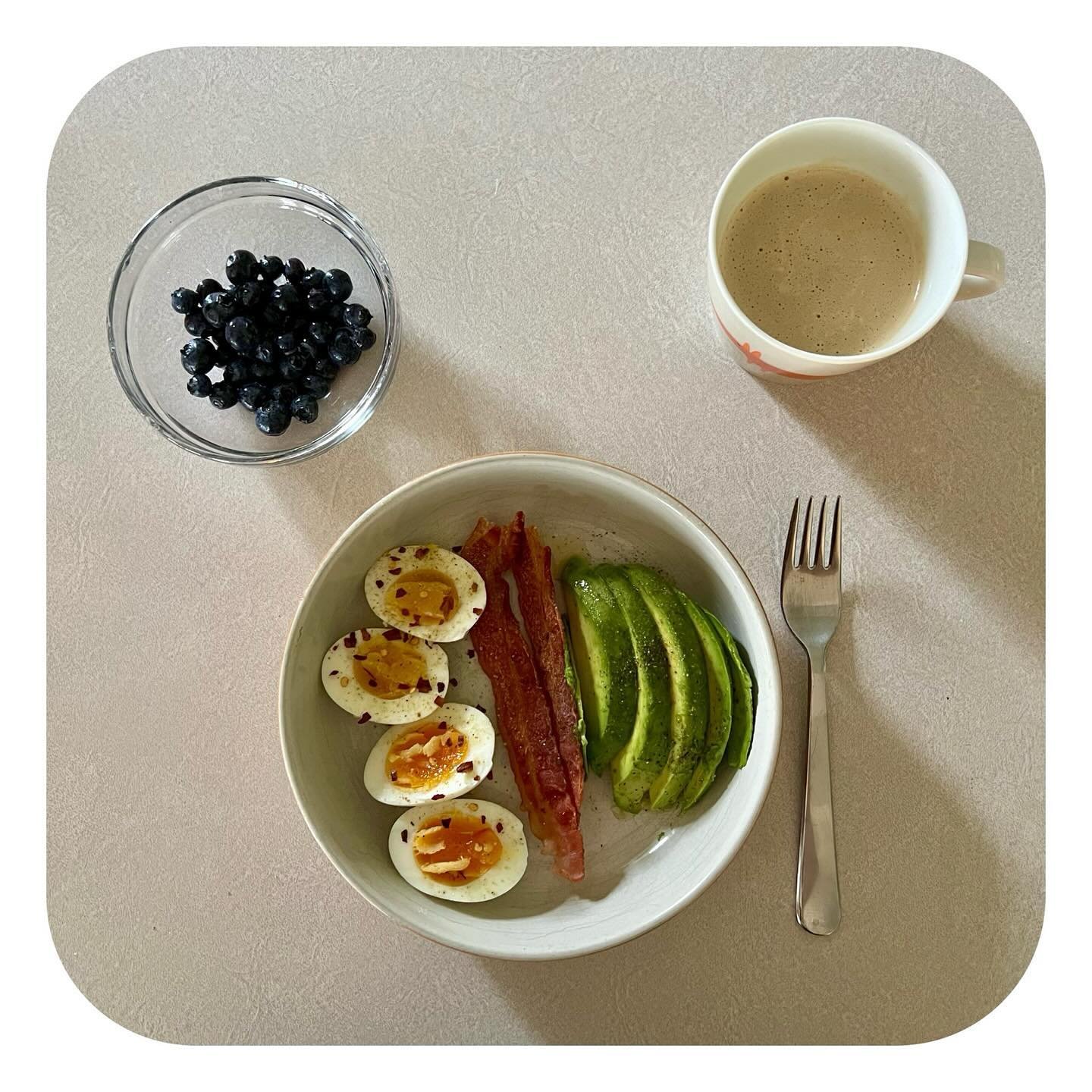 455 cals &bull; The plan was to have two boiled eggs (which I already had in the fridge) with Wasa crisp bread - a breakfast I love and have often. 

But this morning I really craved this instead:

* 1 Nespresso with 2 tbsp half&amp;half
* 1/3 cup bl