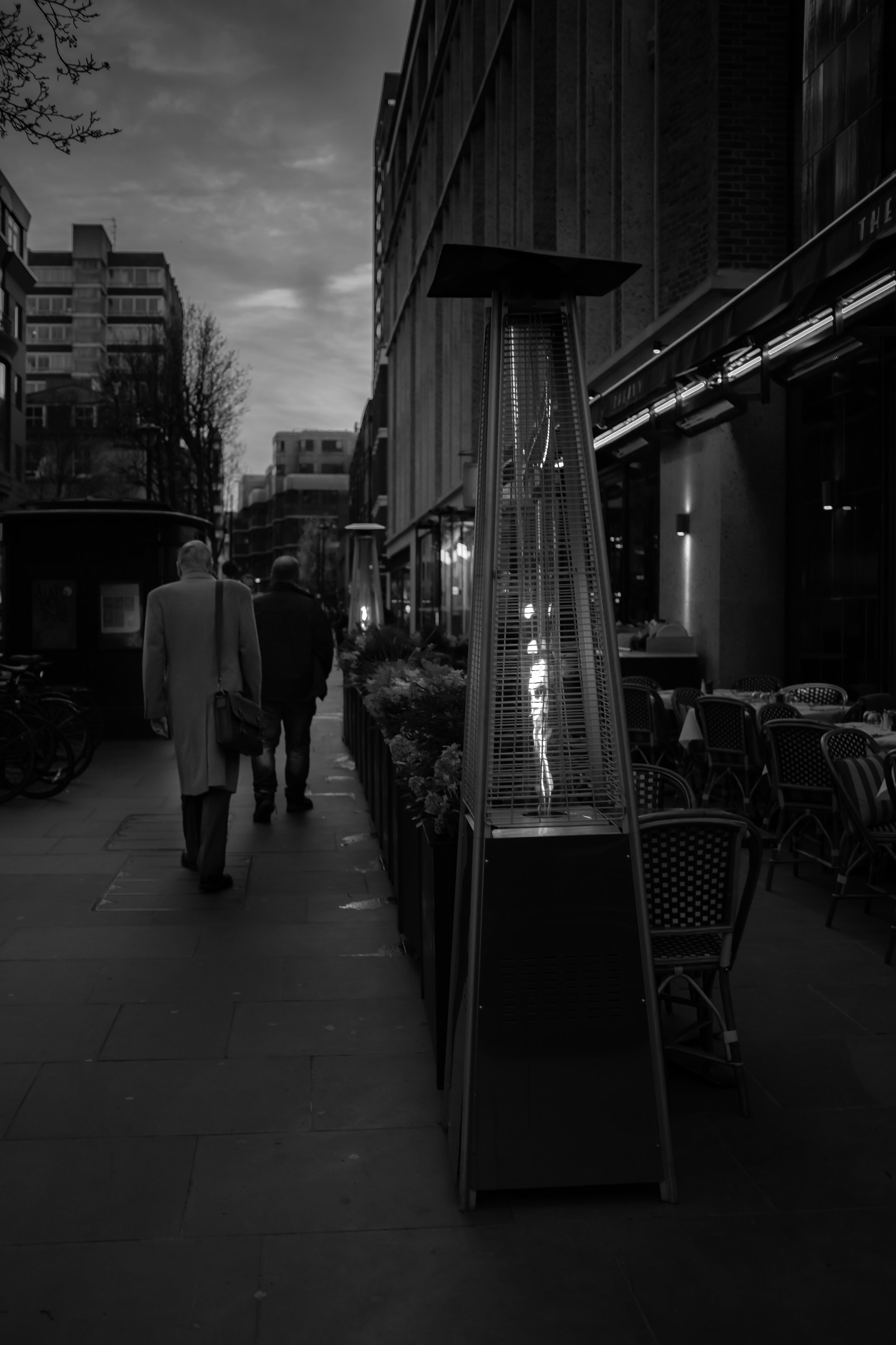 London Walk-3.jpg