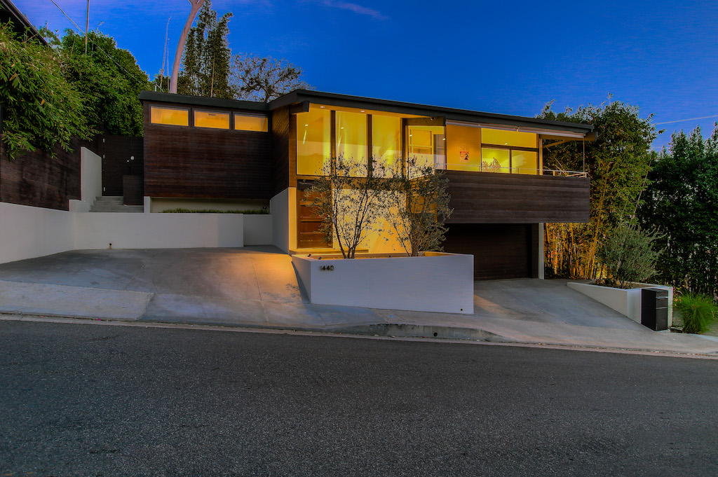 1400_KingsRoadTwilight_BIG-12.jpg