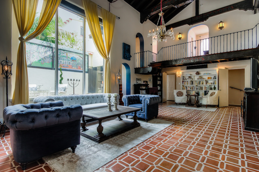 1808_LaurelCanyon_BIG-18.jpg