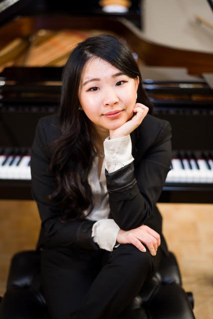 Megan Yim Online Piano Lessons at LectureOwl.jpg
