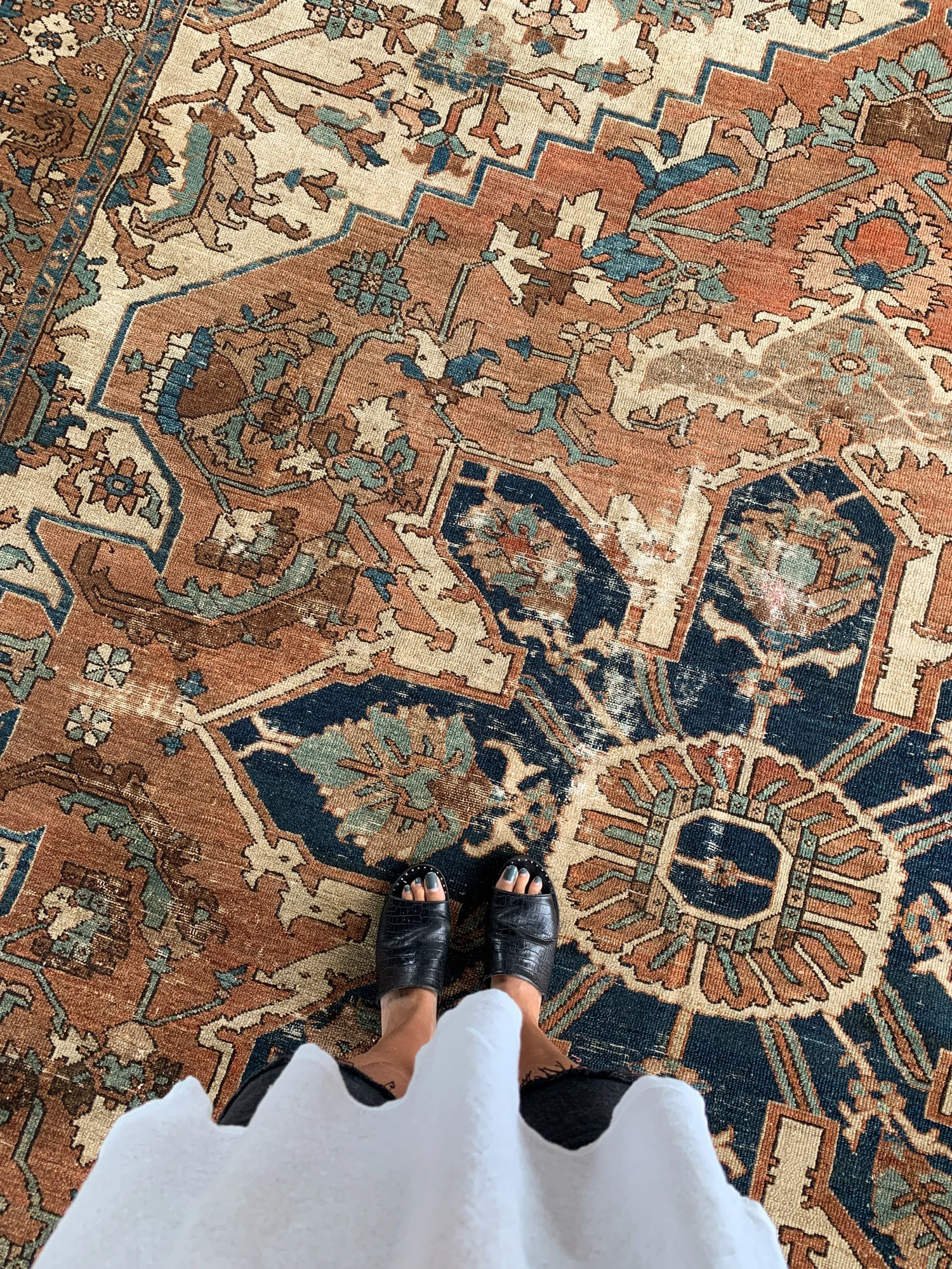 heriz serapi vintage antique persian area rug jean palmer home-6.jpg