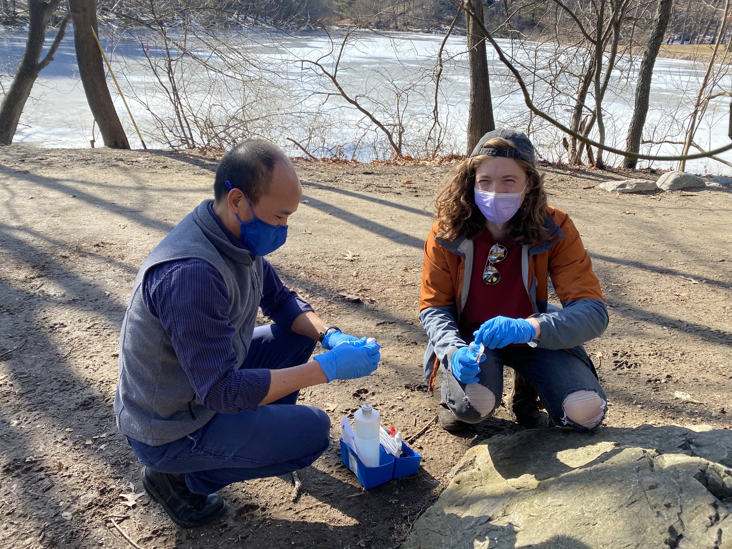  2.12.2022 | Volunteers learn the ropes of  water quality monitoring  at Hills Pond in Arlington. 40 plus baseline volunteers monitor water quality at 15 sites every month in the watershed—providing needed data for our annual report card. Credit: Dar