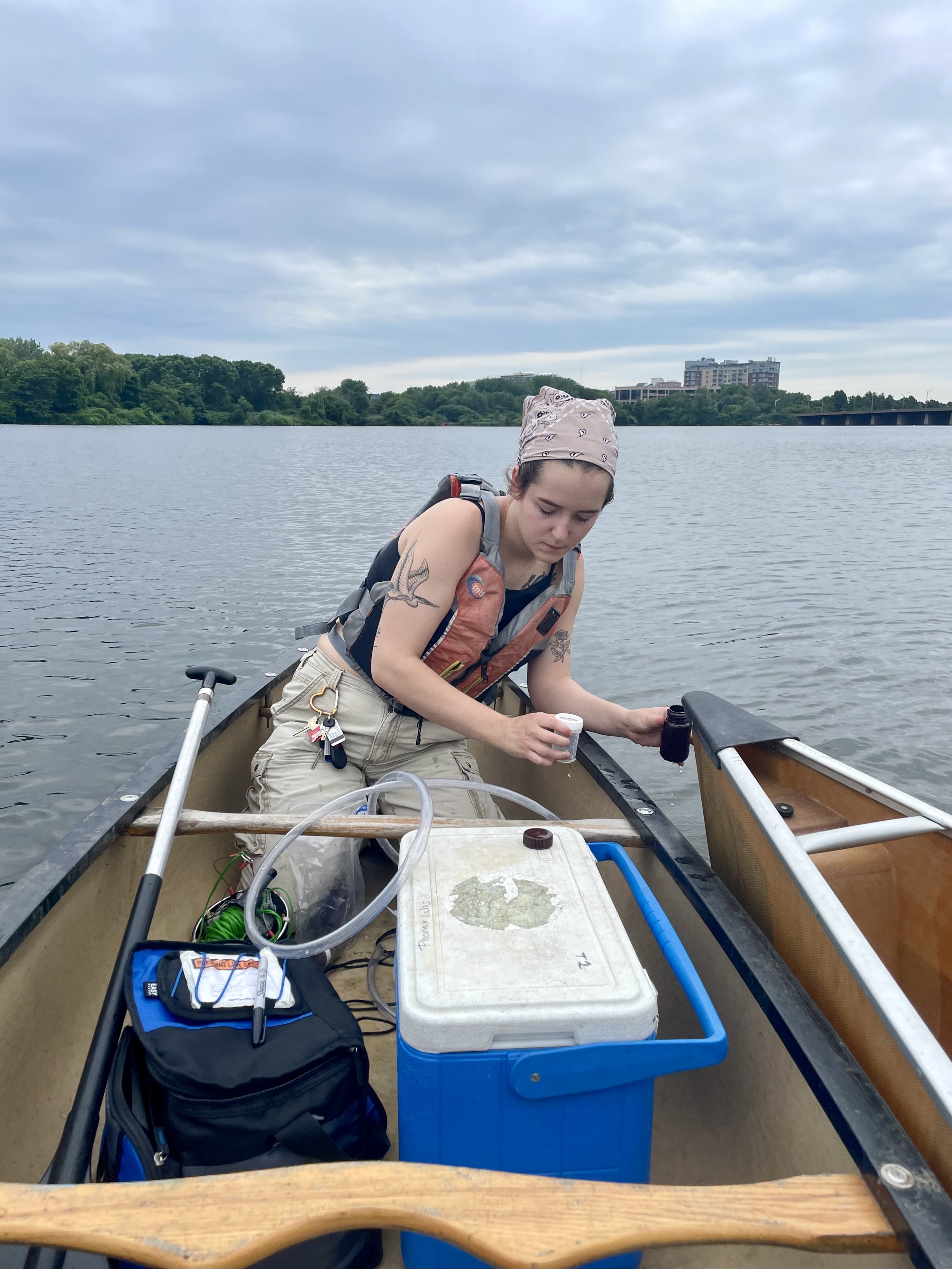  8.1.2022 | Environmental Science and Stewardship Fellow Kate Schassler collects samples from the Mystic Lakes for  cyanobacteria monitoring . MyRWA was lucky to have a cohort of NINE fellows working with us this summer, contributing to water quality