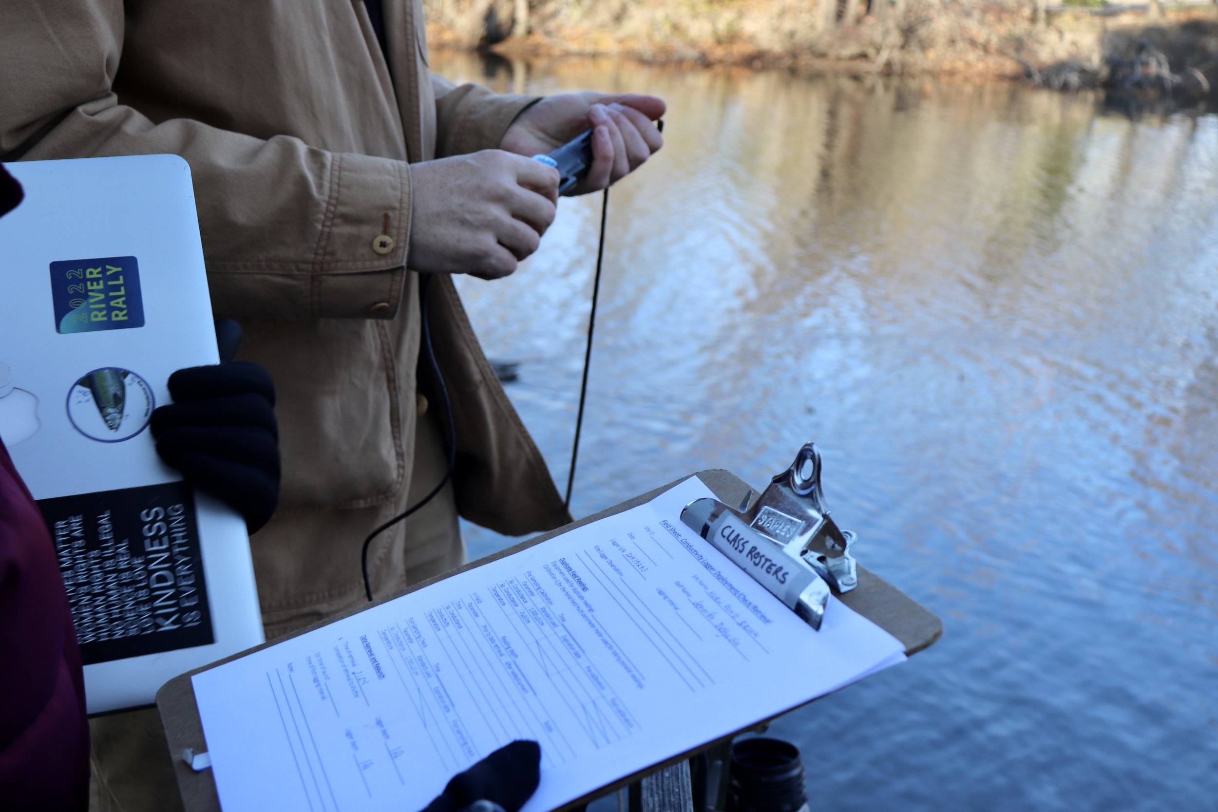  11.18.2022 | Watershed Scientist Andy Hrycyna and RAY Conservation Fellow Watershed Field Scientist Jennifer Delgado check a conductivity sensor. These  conductivity sensors  are deployed in the Mystic River to monitor road salt pollution in freshwa