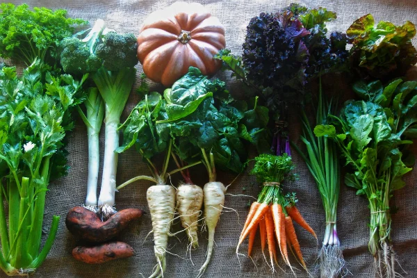 AUTUMN BOX - MAY 2014