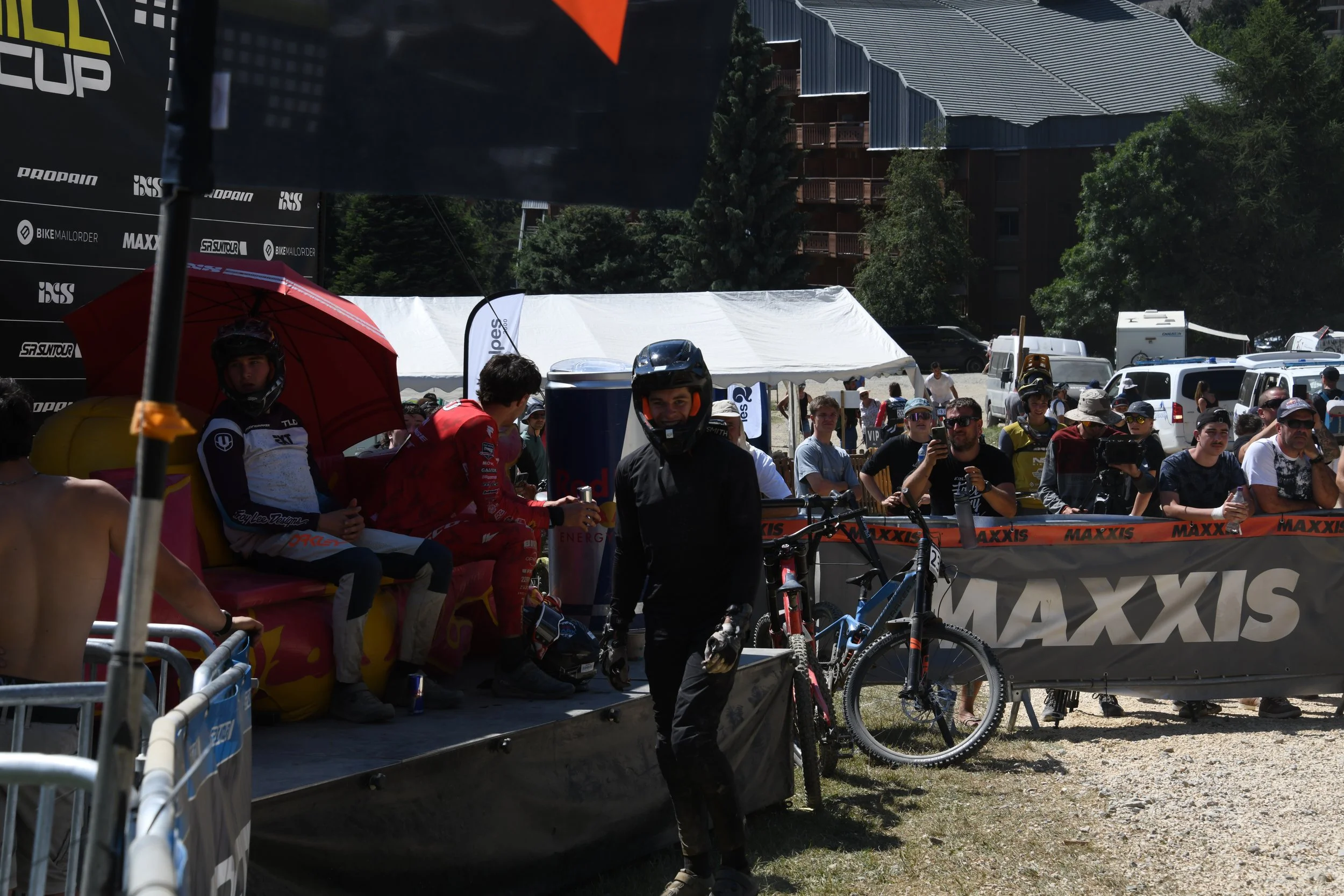 Les2Alpes Finish2.JPG