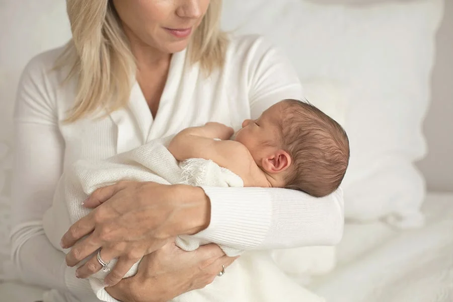 Best Louisville KY Newborn Photographer | Julie Brock Photography | Best Louisville KY Family Photographer | Best Louisville KY Maternity Photographer | Baby Photography