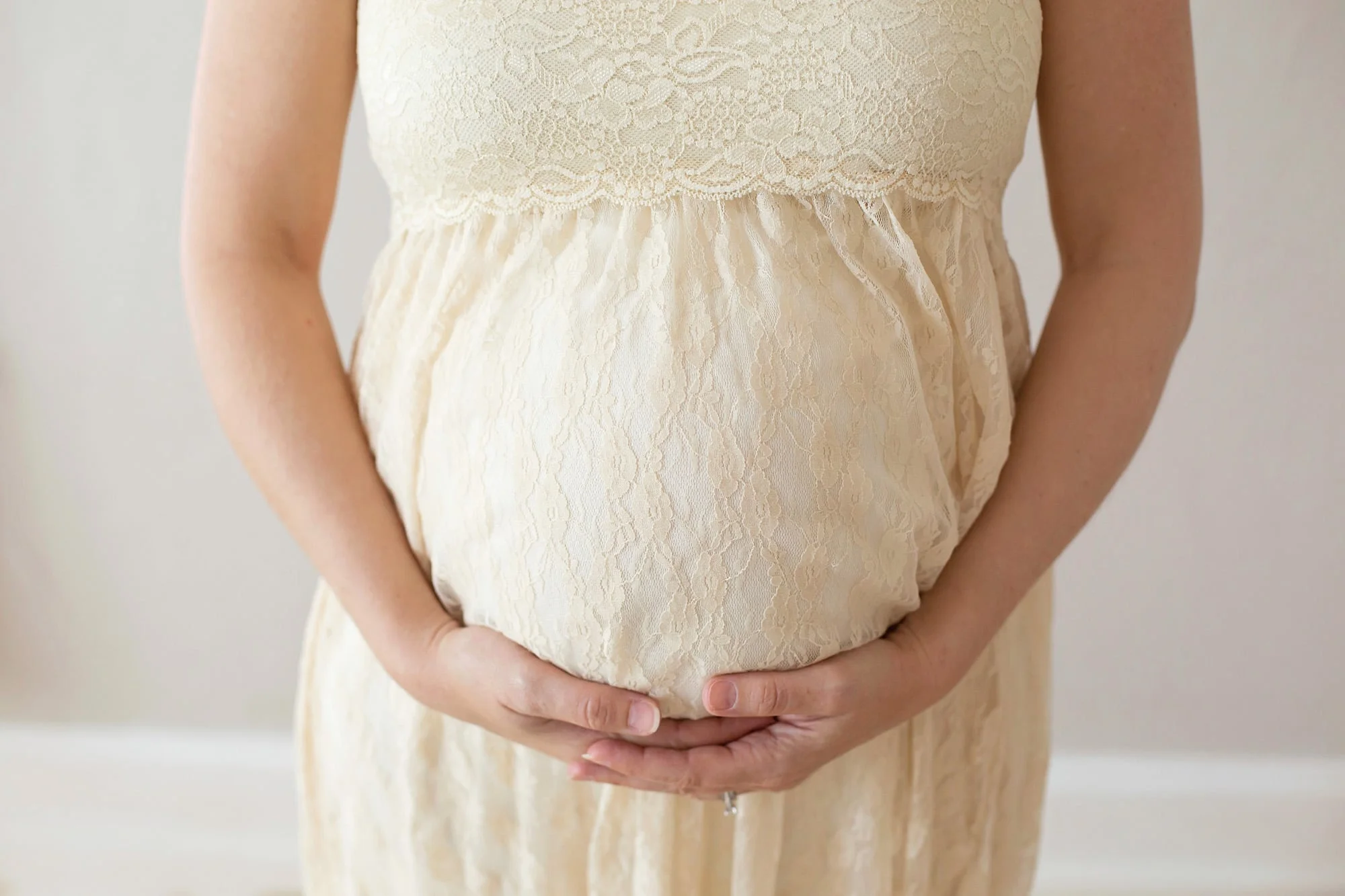 Best Louisville KY Newborn Photographer | Julie Brock Photography | Best Louisville KY Family Photographer | Best Louisville KY Maternity Photographer | Baby Photography