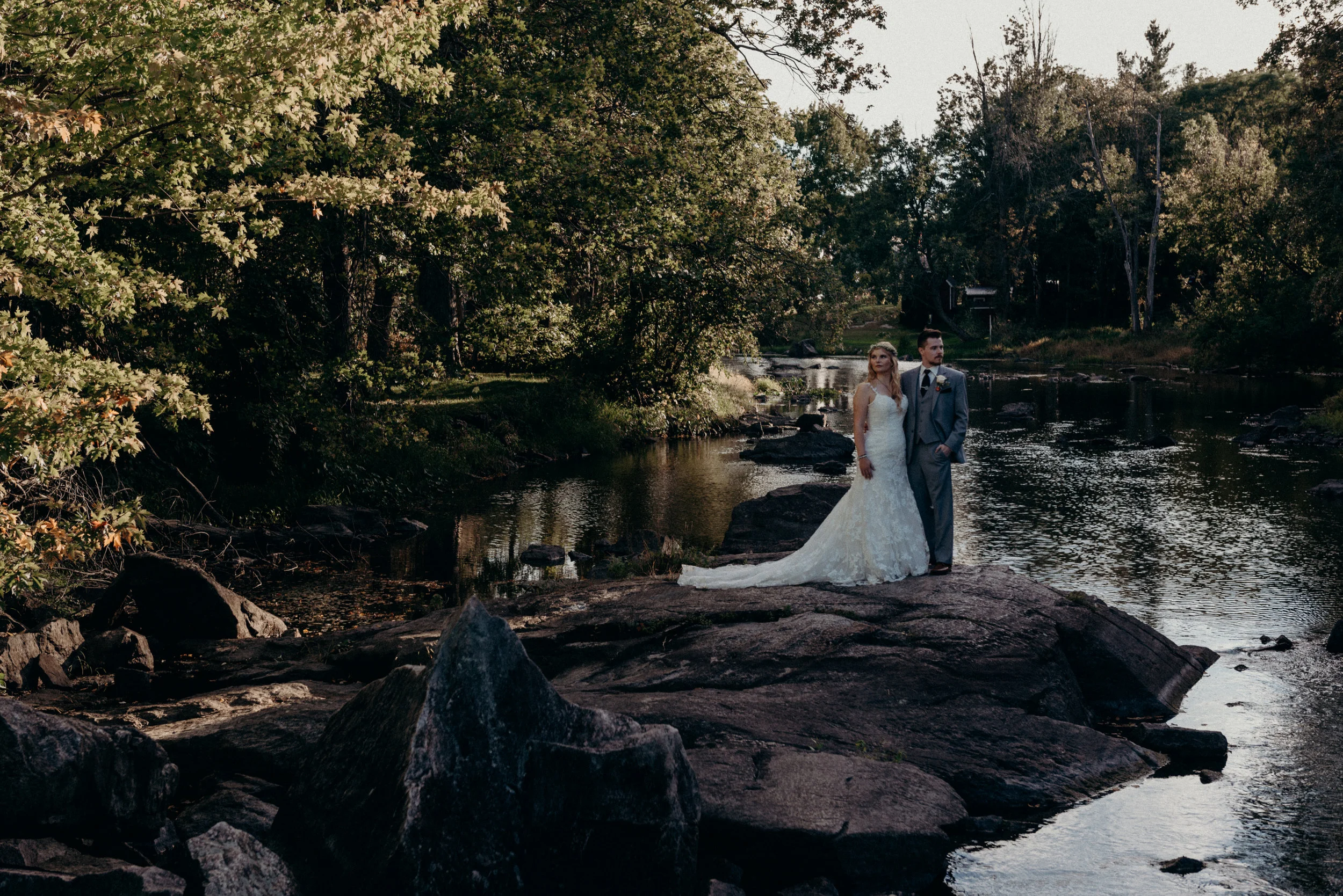 Riley and Tyler Wedding Sneakpeeks-19.jpg