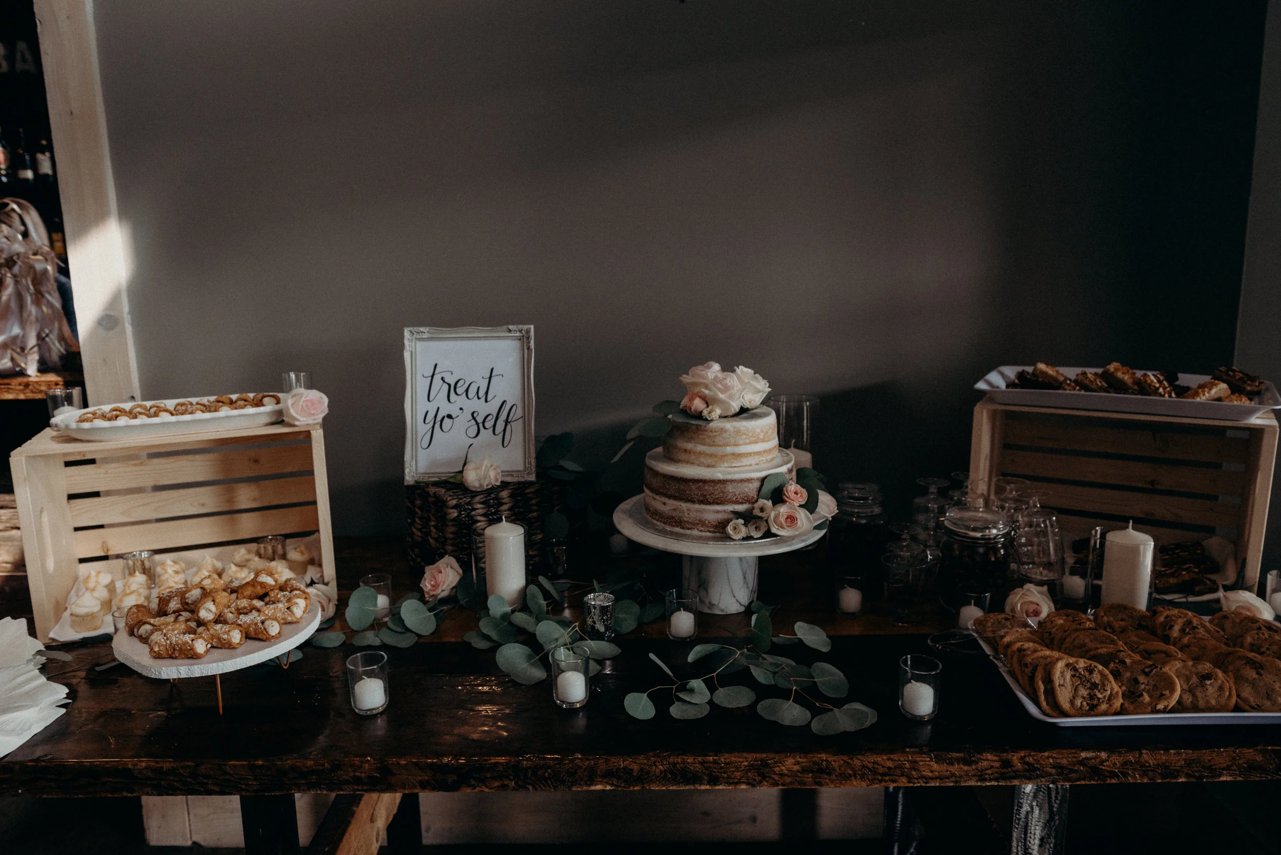 Wedding Cake Ottawa Wedding Photographer