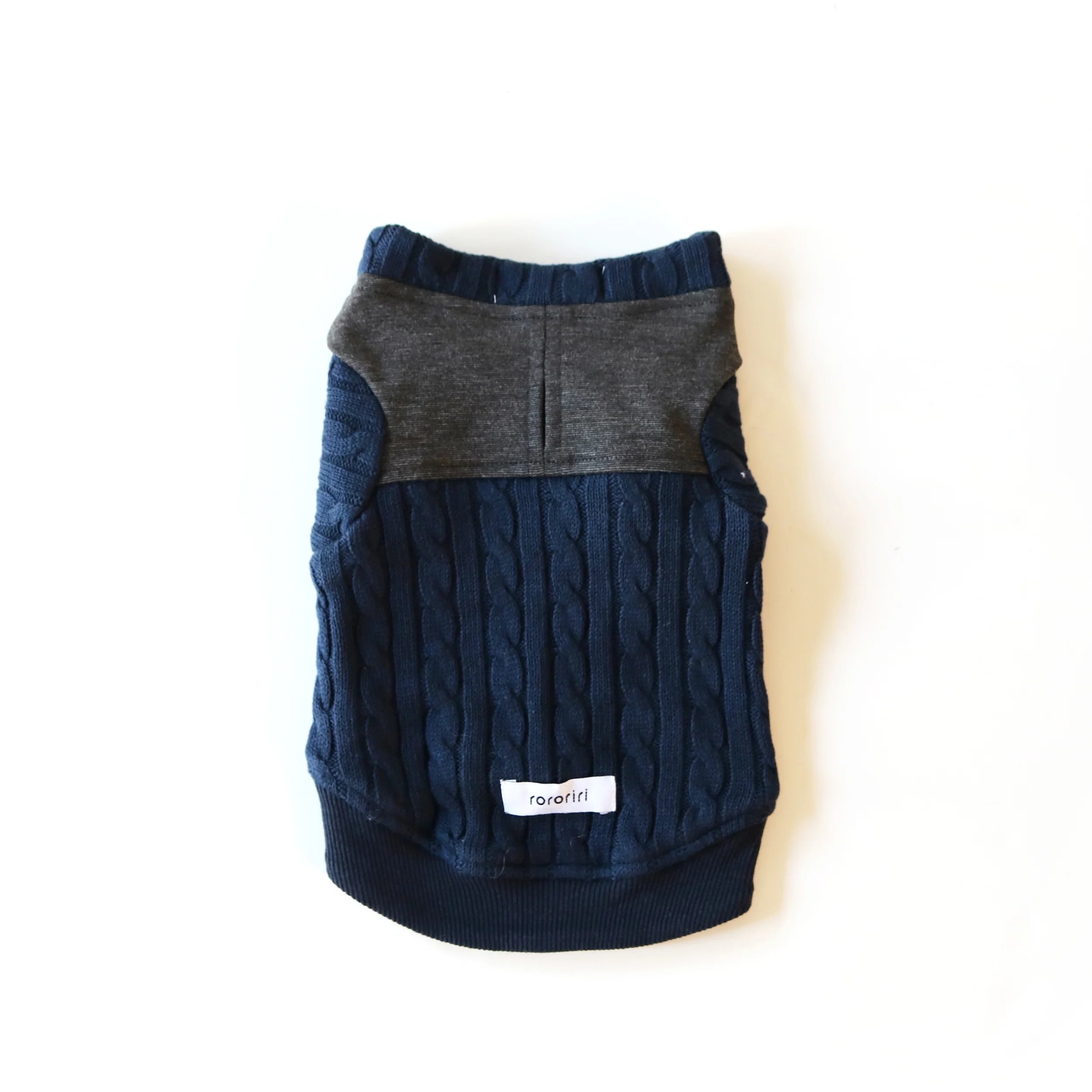 Cardigan_alex_c.jpg