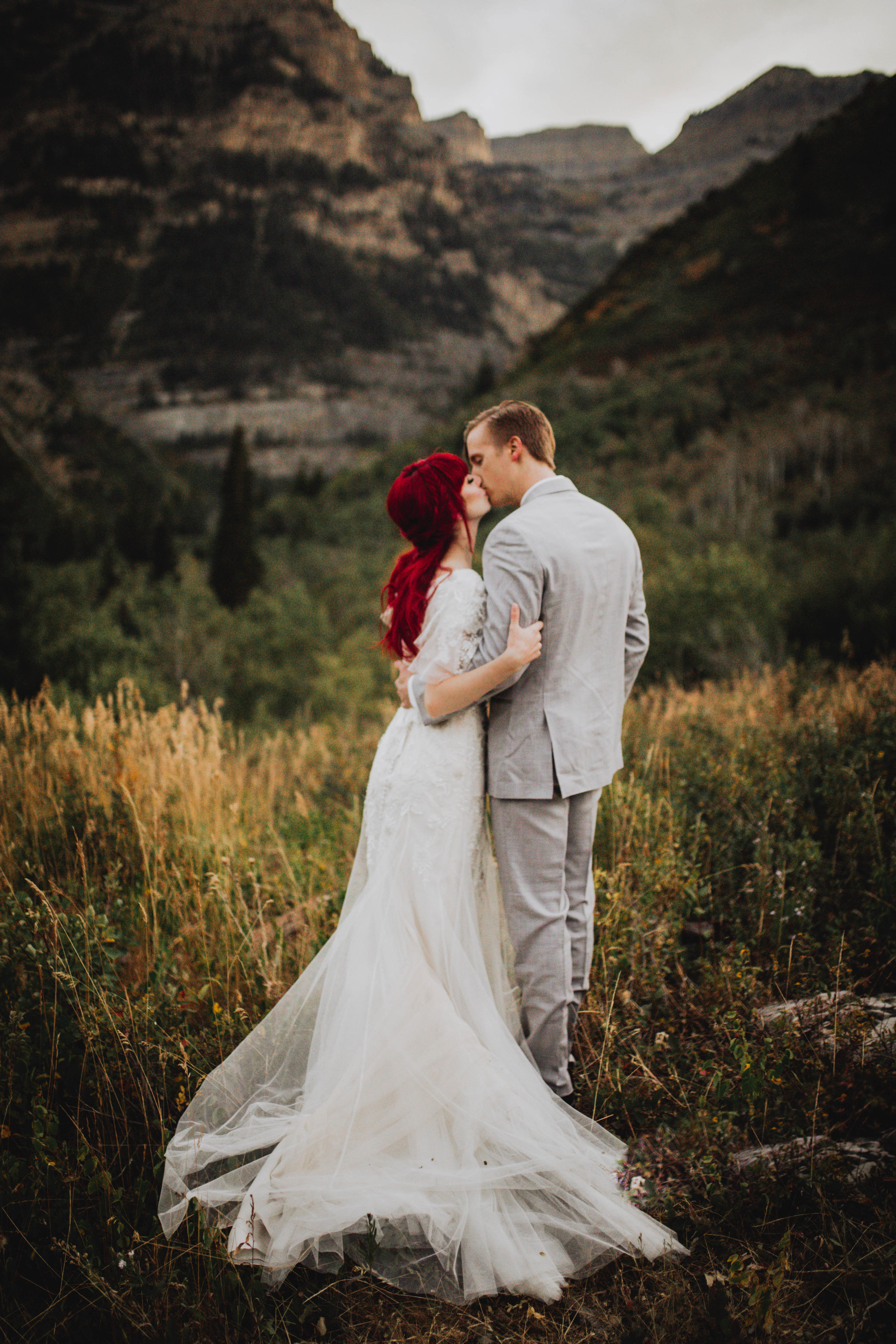 Fall Bridals, Utah Mountain Shoot, Modest Dress, Cecilia Harvard Photography-22.jpg