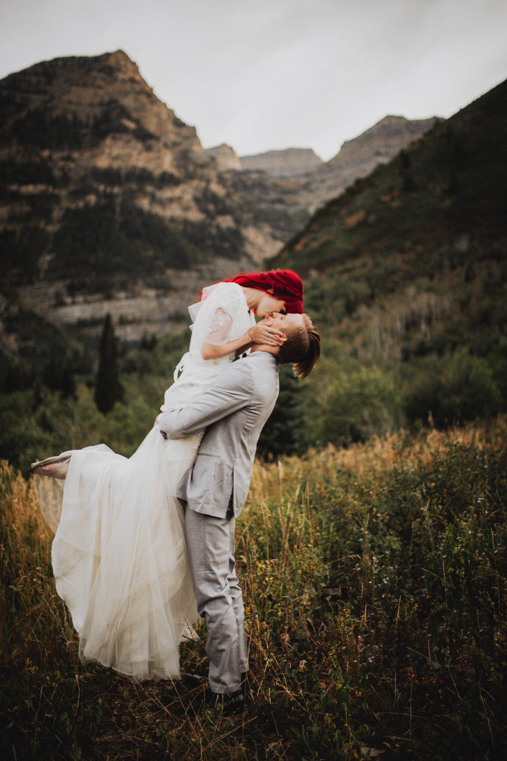 Fall Bridals, Utah Mountain Shoot, Modest Dress, Cecilia Harvard Photography-25.jpg