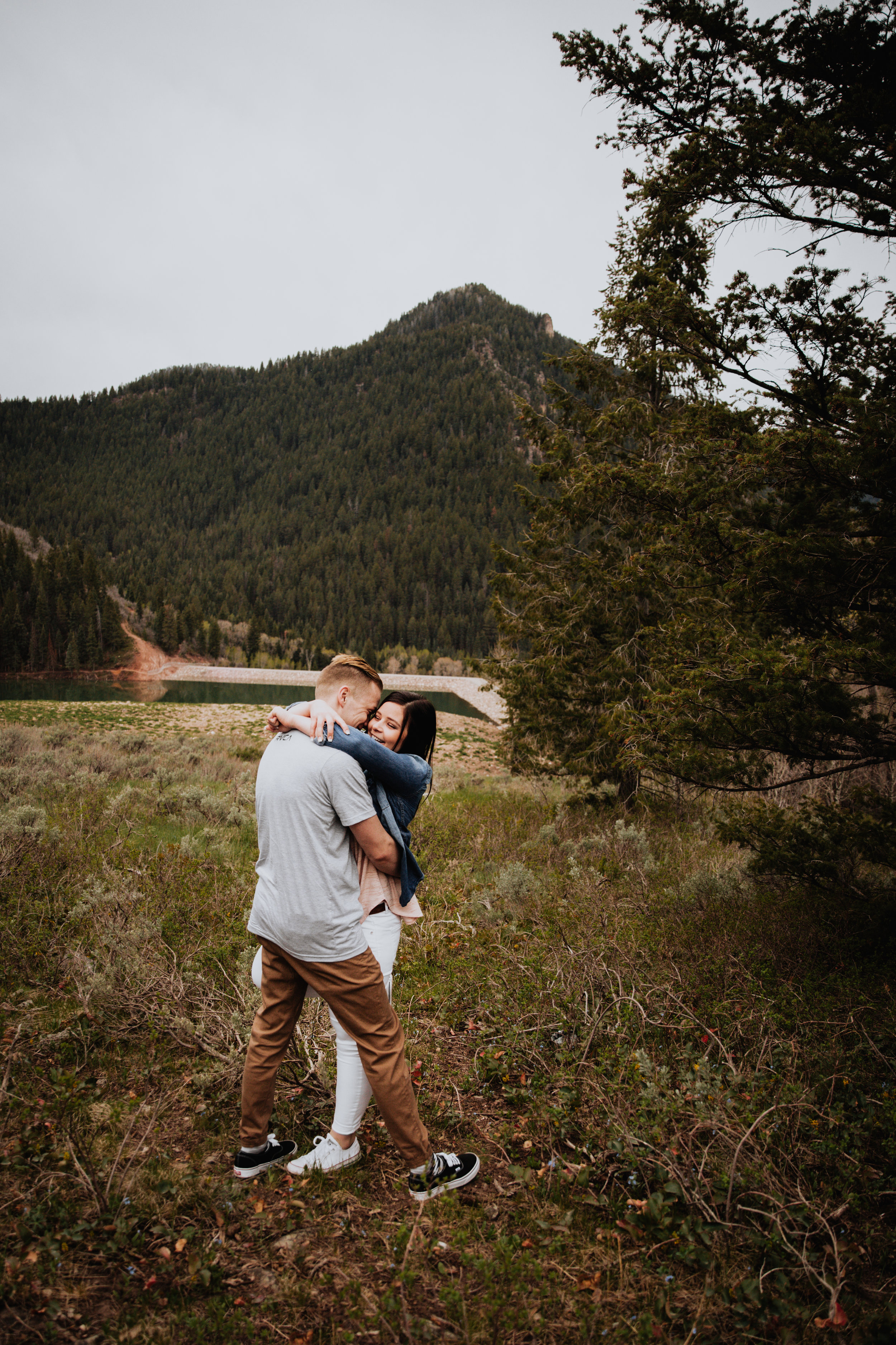 Katelyn&Cody Sneaks-3.jpg