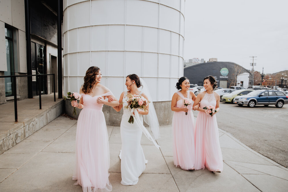 bride and bridesmaids at pierpont place.jpg