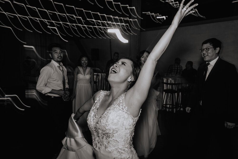 bride dancing at pierpont place.jpg