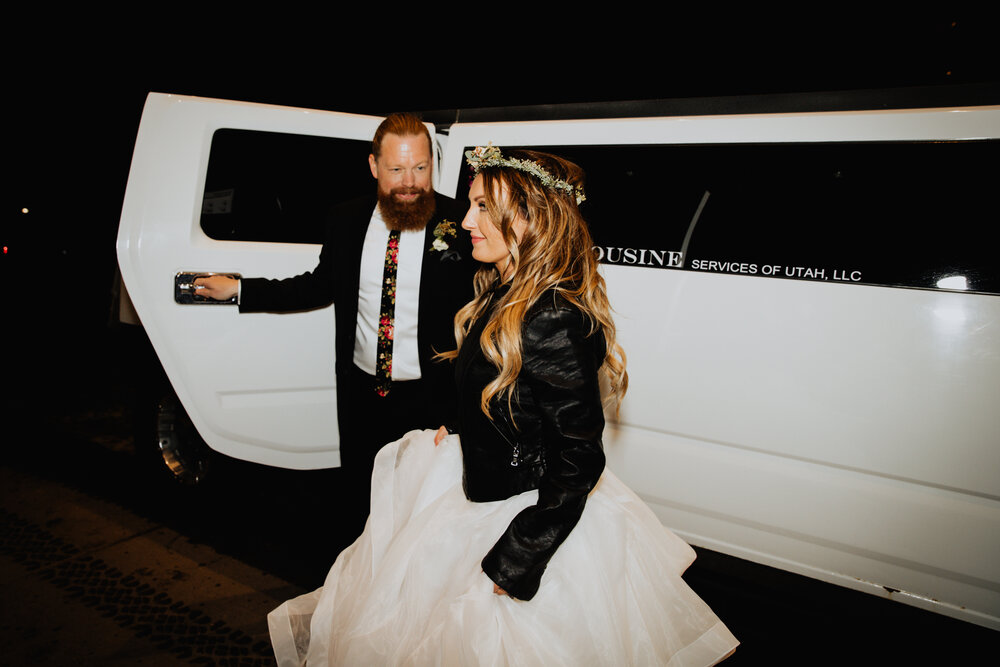 bride and groom getting in limo.jpg